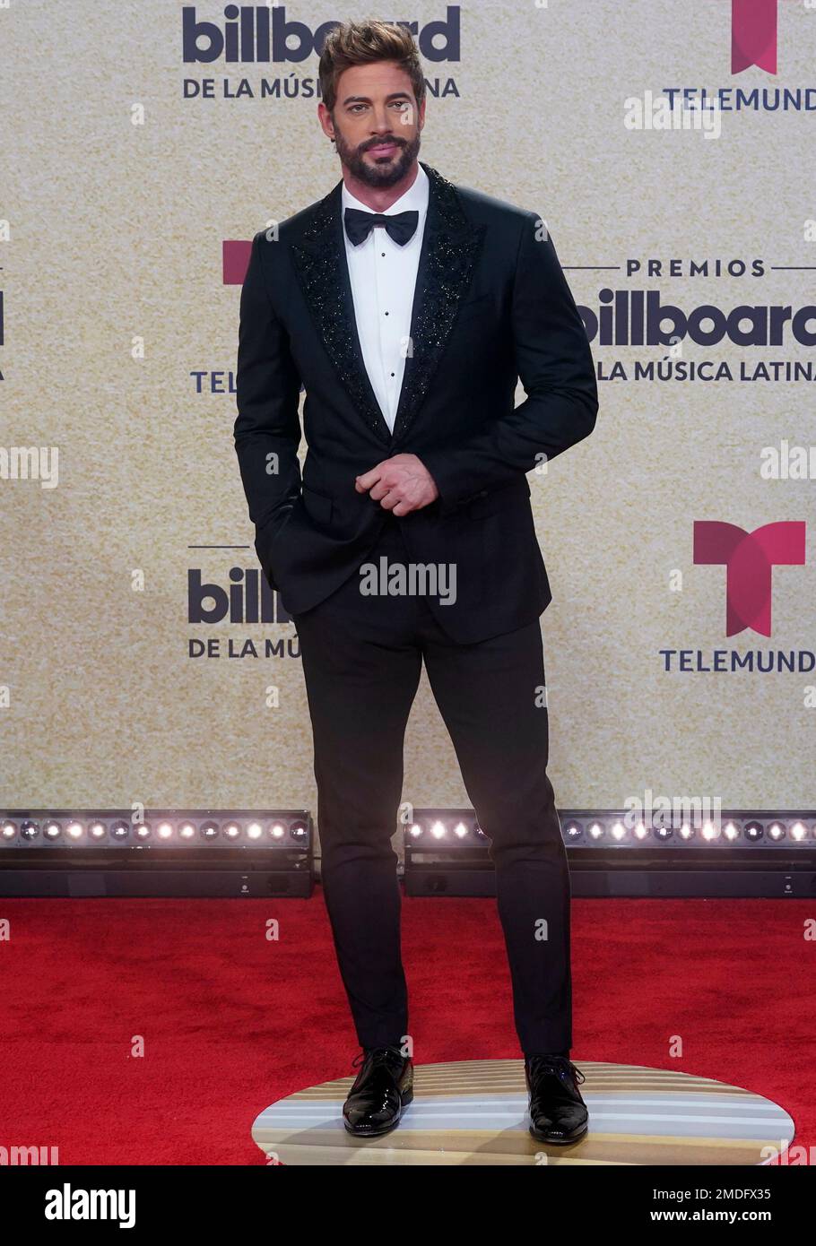 William Levy arrives at the Billboard Latin Music Awards on Thursday, Sept. 23, 2021, at the Watsco Center in Coral Gables, Fla. (AP Photo/Marta Lavandier) Stockfoto
