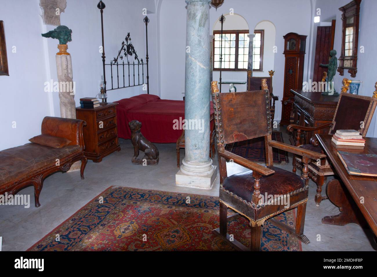 Villa San Michele ist das Lebenswerk des schwedischen Arztes und Autors Axel Munthe (1857-1949) auf der Insel Capri. Es ist von einem Impuls umgeben Stockfoto Villa San Michele ist das Lebenswerk des schwedischen Arztes und Autors Axel Munthe (1857-1949) auf der Insel Capri. Es ist von einem Impuls umgeben Stockfoto