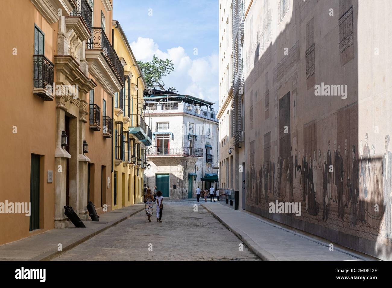 Wandgemälde histórico cultural del Liceo Artístico y Literario de La Habana, Wandgemälde auf Mercaderes, Havanna, Kuba Stockfoto