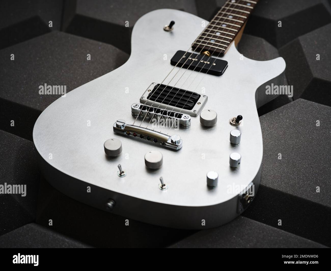 Manson Guitar Works Matt Bellamy DL-0R E-Gitarre Stockfoto