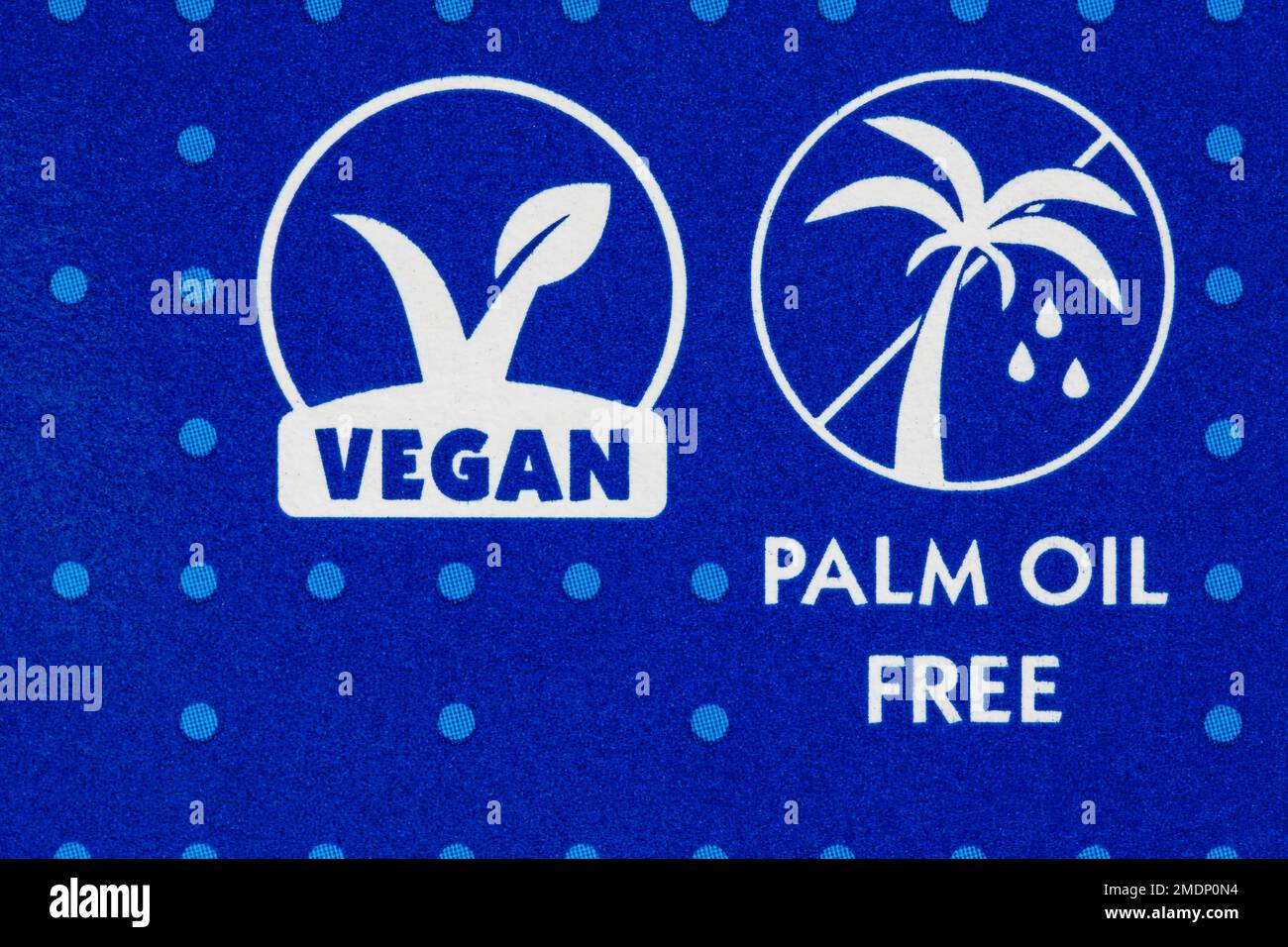 Vegane, palmenölfreie Details auf der Packung Matzos Flammencracker von Rakusen's of Yorkshire - vegan, vegetarisch und milchfrei Stockfoto