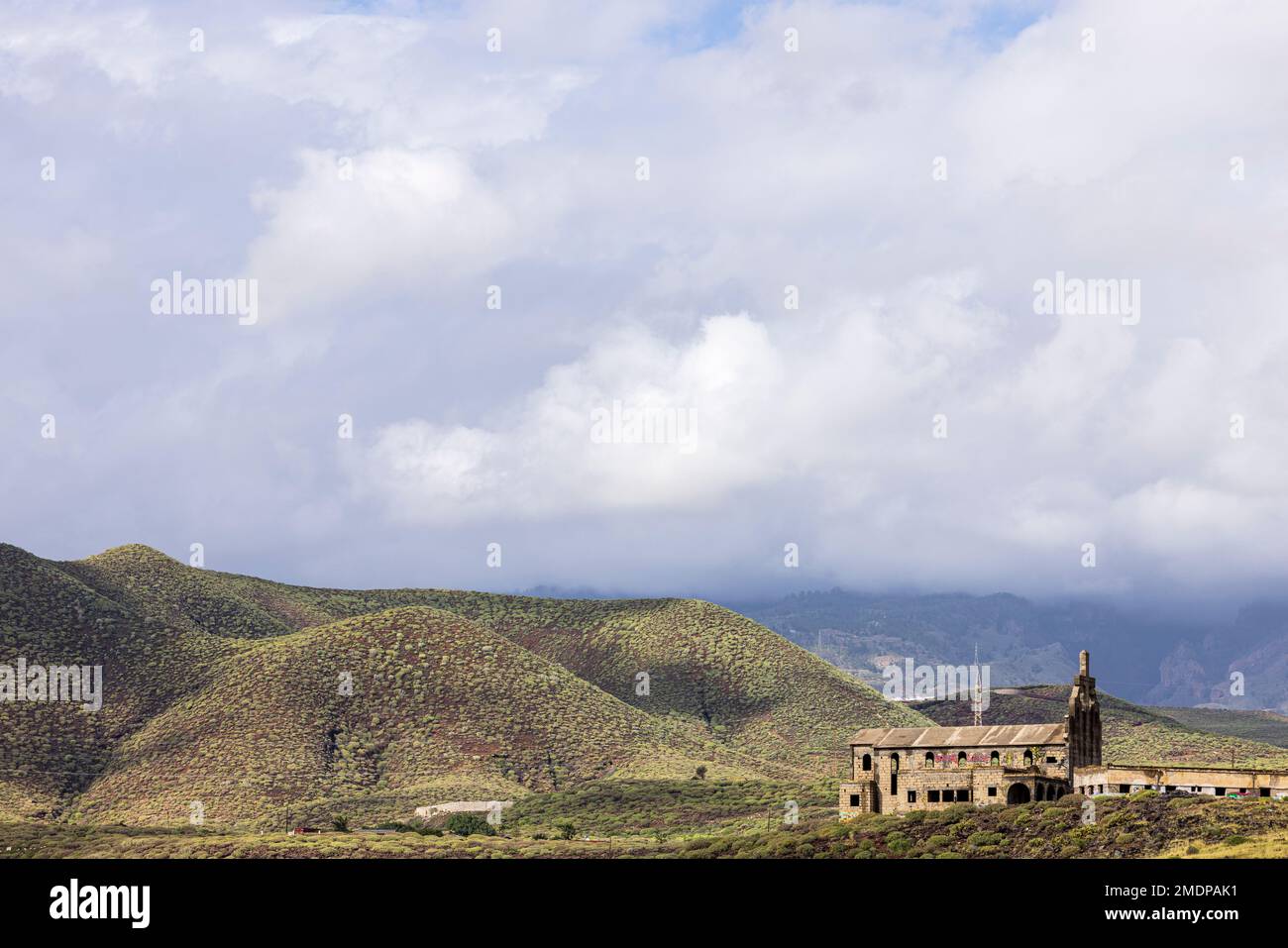 Verlassene Kirche und unvollendete Leprakolonie, Lepra-Dorf in Abades, Granadilla de Abona, Teneriffa, Kanarische Inseln, Spanien Stockfoto