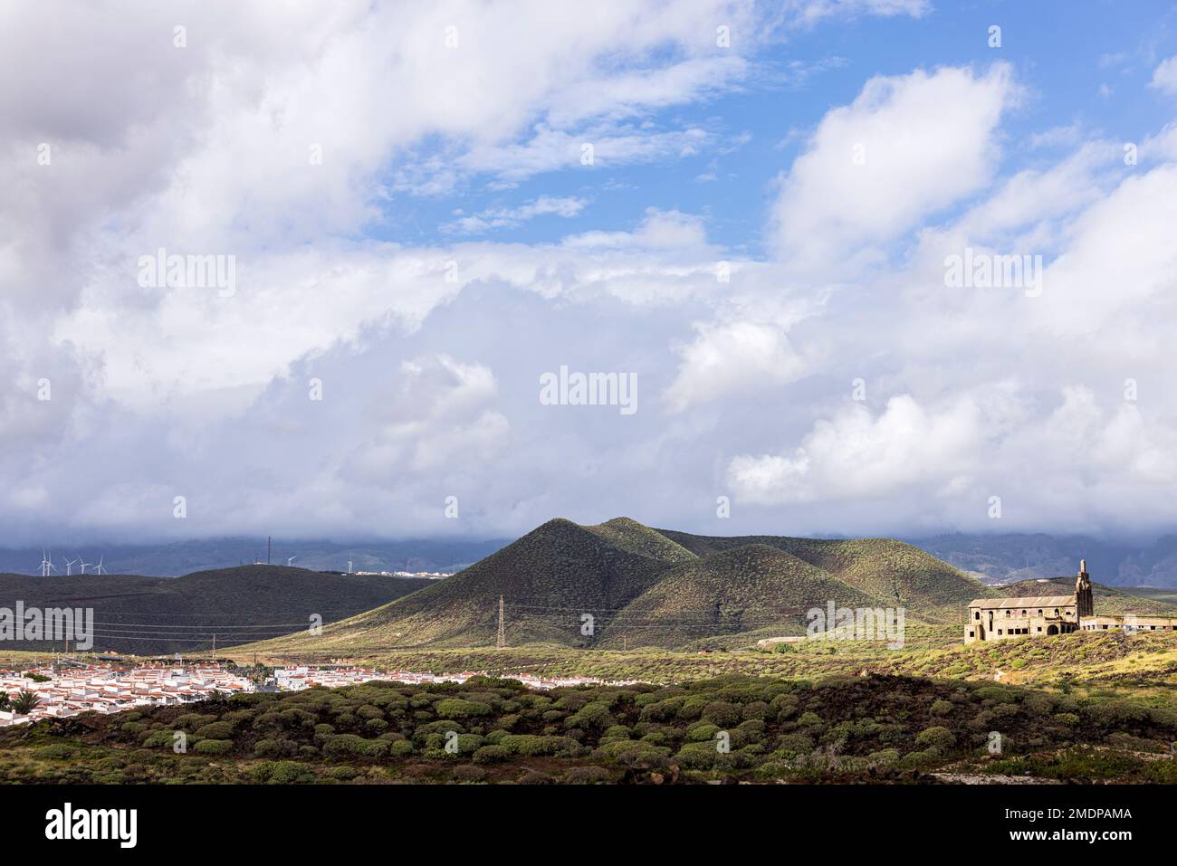 Verlassene Kirche und unvollendete Leprakolonie, Lepra-Dorf in Abades, Granadilla de Abona, Teneriffa, Kanarische Inseln, Spanien Stockfoto