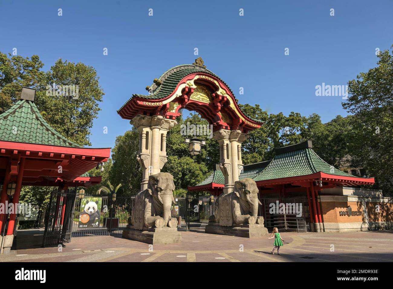 Elefantentor, Zoologischer Garten, Budapester Straße, Tiergarten, Mitte, Berlin, Deutschland Stockfoto