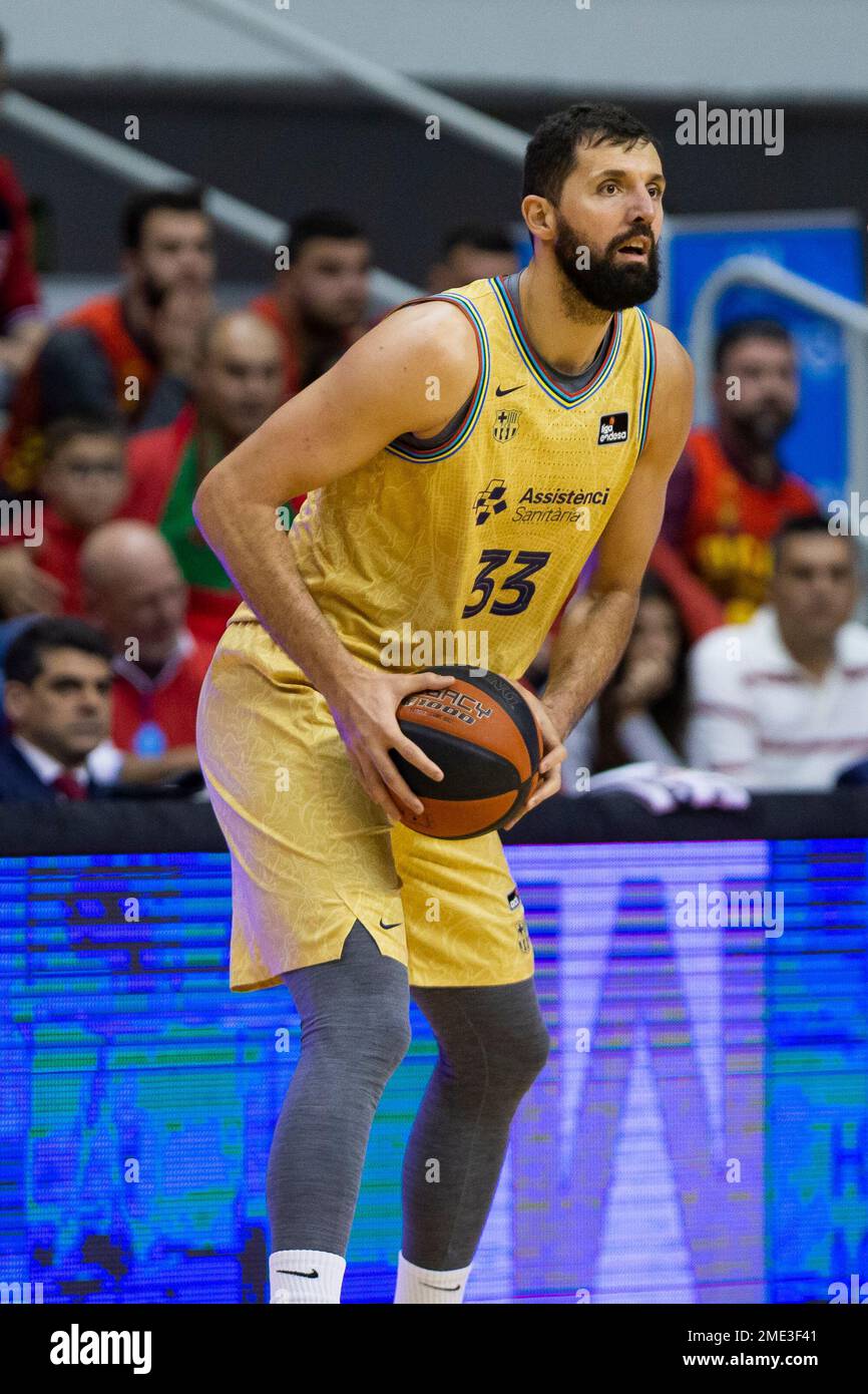 NIKOLA MIROTIC mit dem Ball während des Spiels, UCAM Murcia CB gegen BARCA, ACB, Endesa Basketball Liga, Basketball First Division, reguläre Liga, Tag Stockfoto