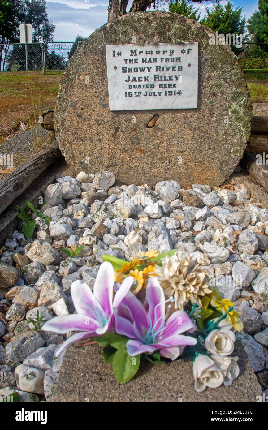 Das Grab von Jack Riley, dem berühmten Mann aus Snowy River Stockfoto