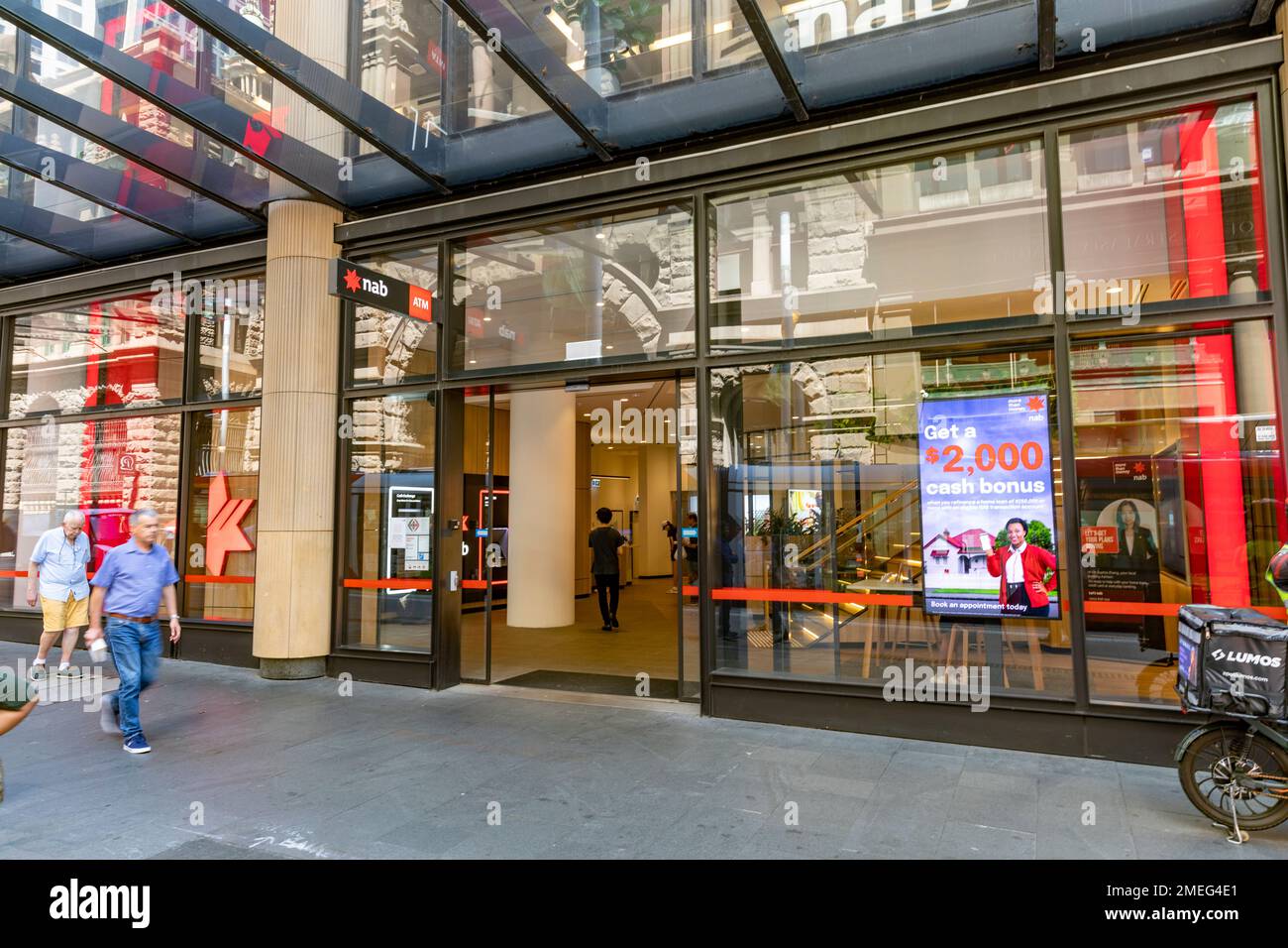 NAB, Zweigstelle der National Australia Bank in der George Street im Stadtzentrum von Sydney für Bankgeschäfte, NSW, Australien Stockfoto