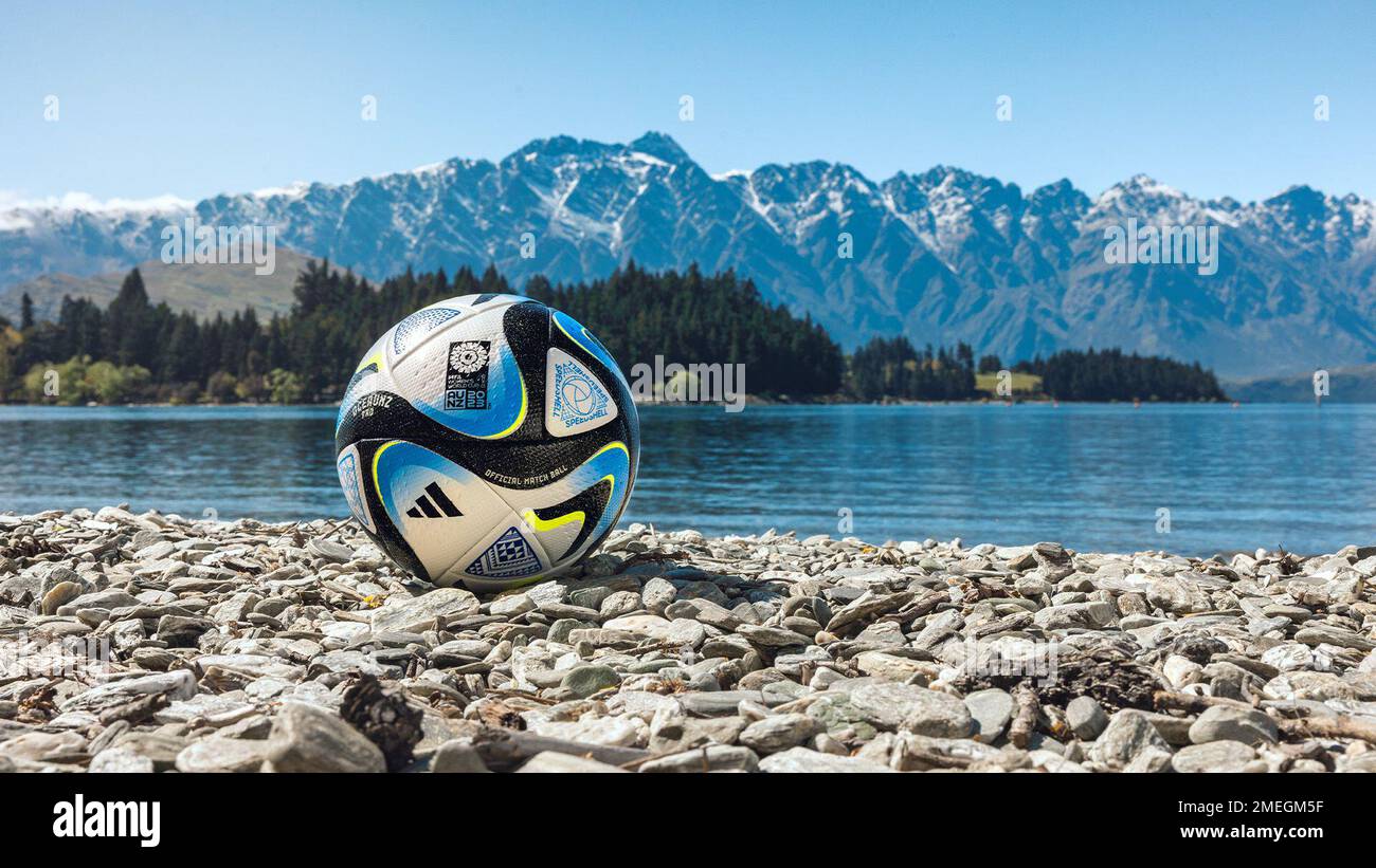 Nur OCEAUNZ, der offizielle Spielball der FIFA Women's World Cup Australien und Neuseeland 2023 EDITORIAL! Stockfoto