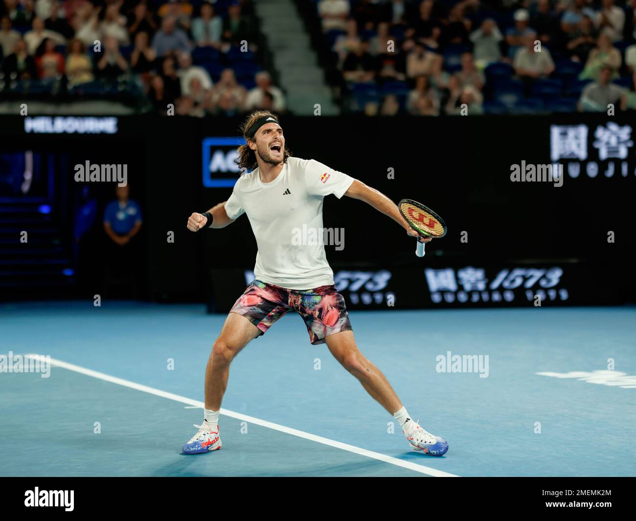 Melbourne Park 24/1/2023. Stefanos TSITSIPAS (GRE) in Aktion während des Quarterfinals bei den Australian Open 2023. Corleve/Alamy Live News Stockfoto