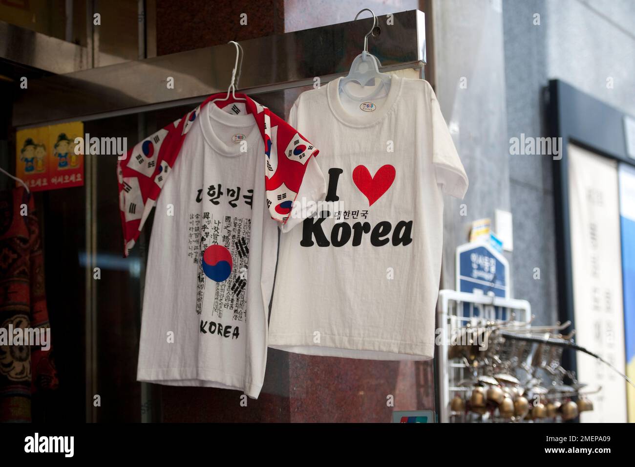 Südkorea, Seoul, Insa-dong, lorea-T-Shirts Stockfoto