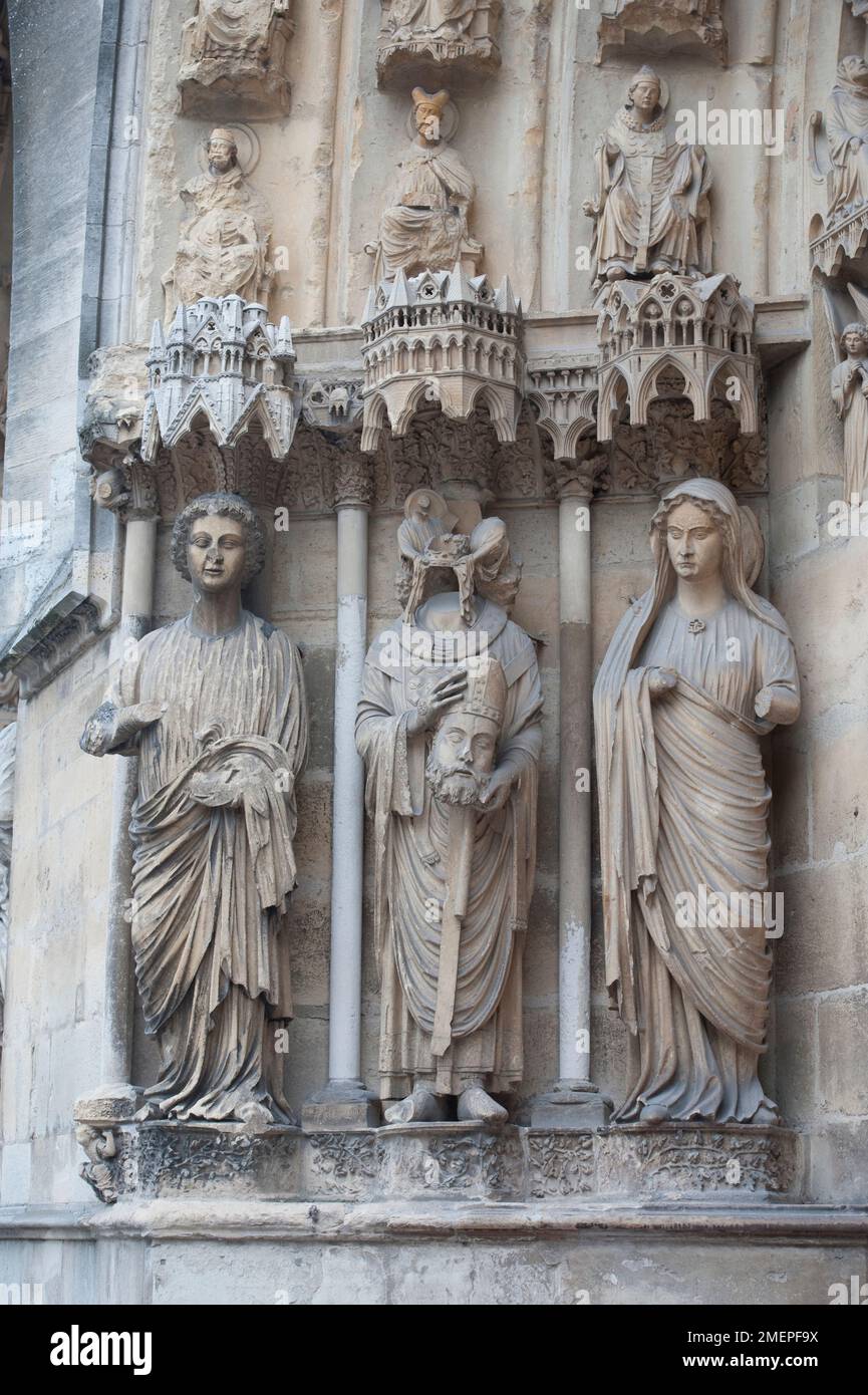 Frankreich, Marne, Reims (Reims), Kathedrale von Reims, Skulpturendetail, Außen Stockfoto