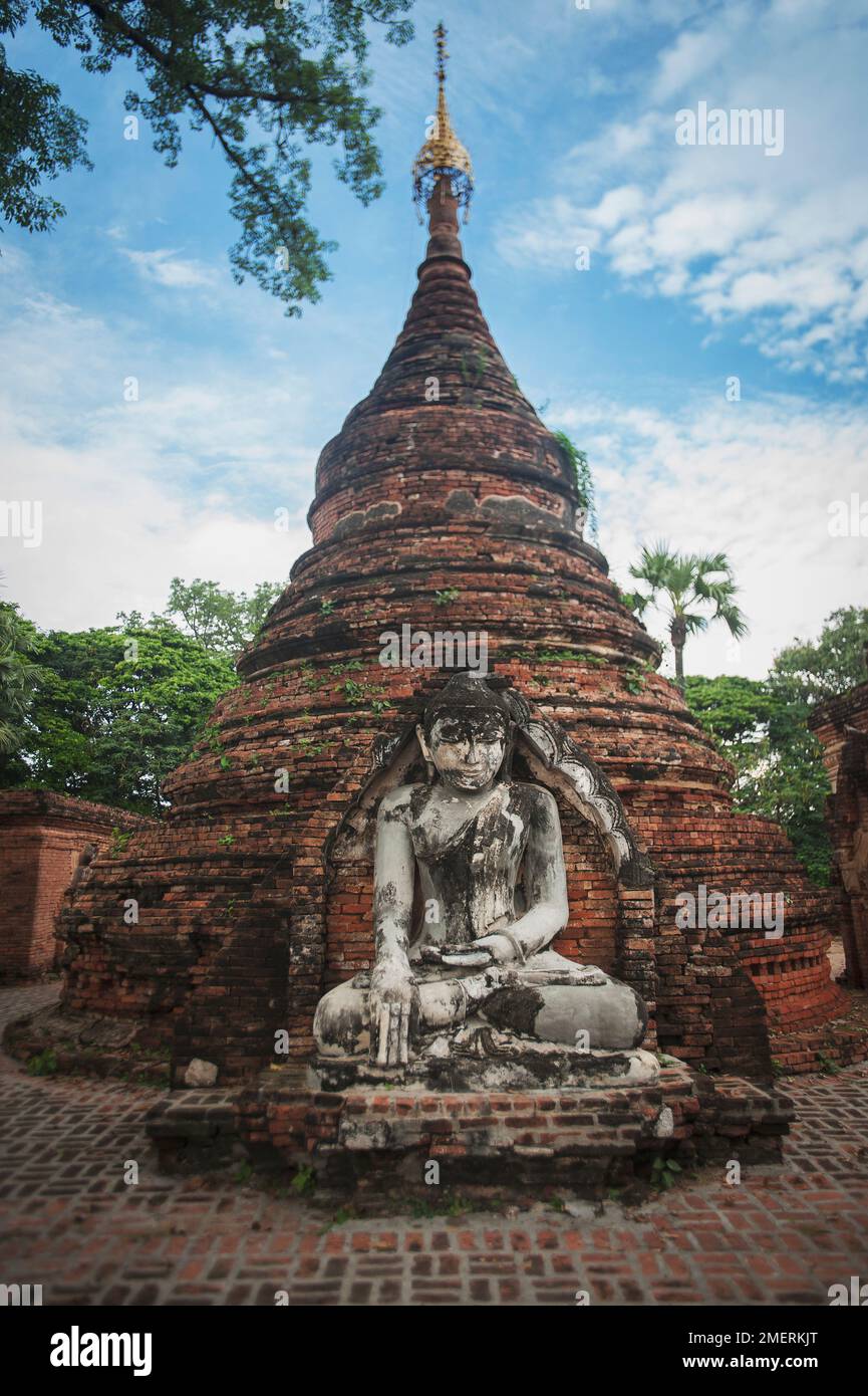 Myanmar, Mandalay Region, Inwa, Yadanarsemi Pagoda Stockfoto