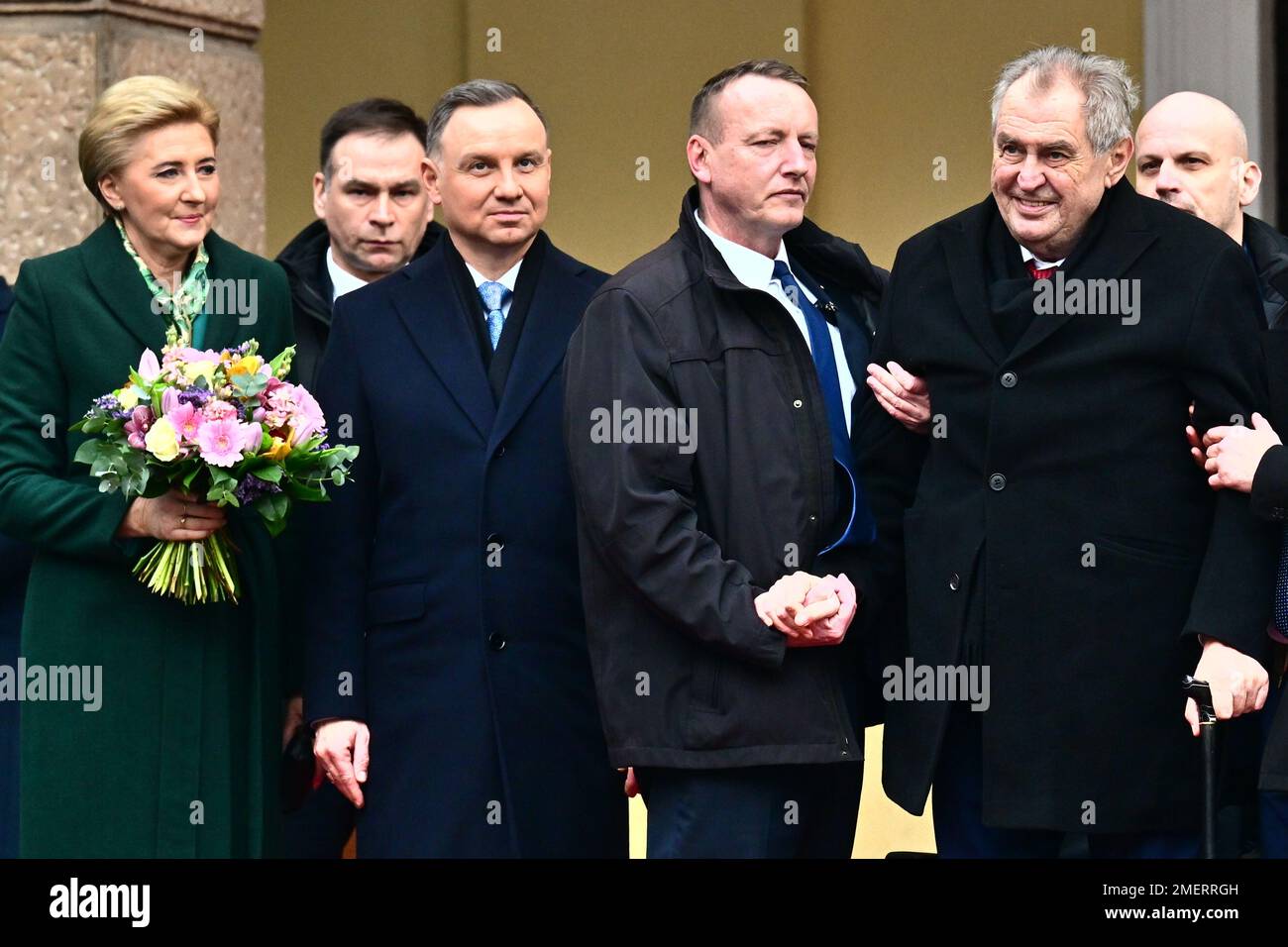 Nachod, Tschechische Republik. 24. Januar 2023. (L-R) Ehefrau des polnischen Präsidenten Agata Kornhauser-Duda, des polnischen Präsidenten Andrzej Duda und des tschechischen Präsidenten Milos Zeman, richtig, während ihres Treffens in Nachod, Tschechische Republik, am 24. Januar 2023. Kredit: David Tanecek/CTK Photo/Alamy Live News Stockfoto