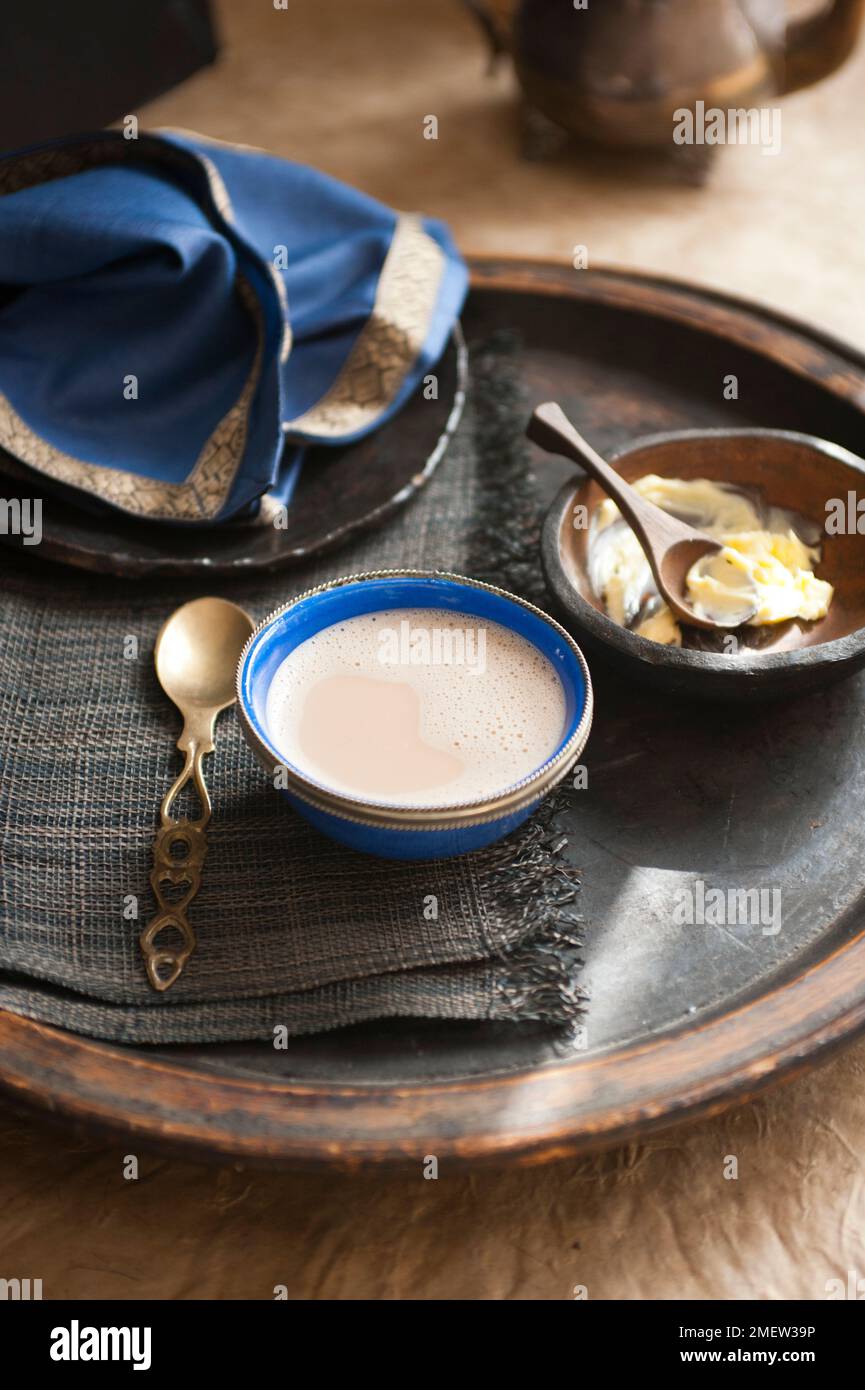 Po cha, salziger Yak-Butter-Tee aus Tibet Stockfoto