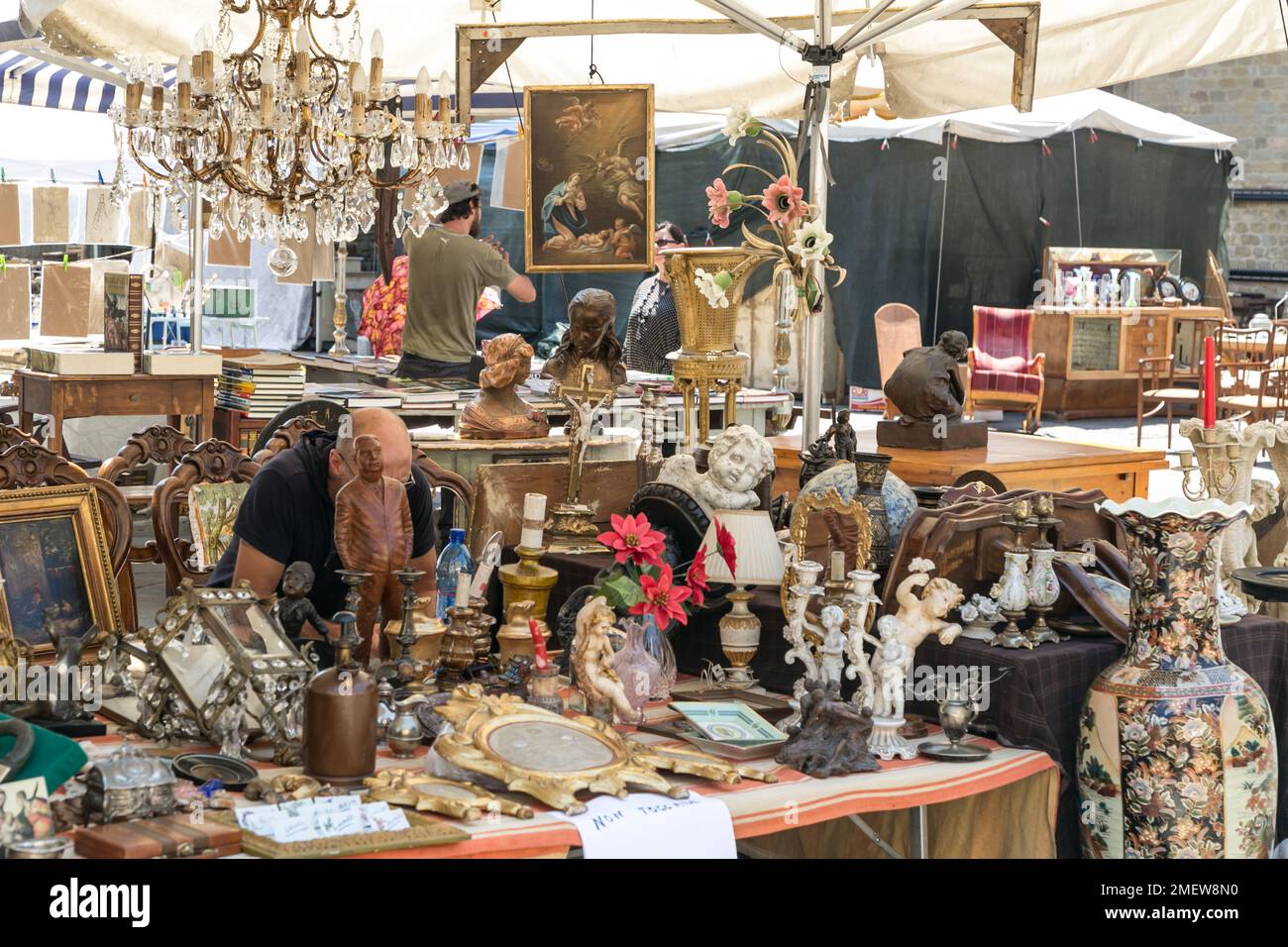 Antiquitätenmarkt in Arezzo, Italien. Stockfoto