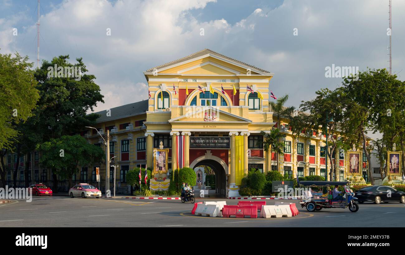 Bangkok, Thailand - 9. Dezember 2022. Das Hauptquartier des Territorialen Verteidigungskommandos. Stockfoto