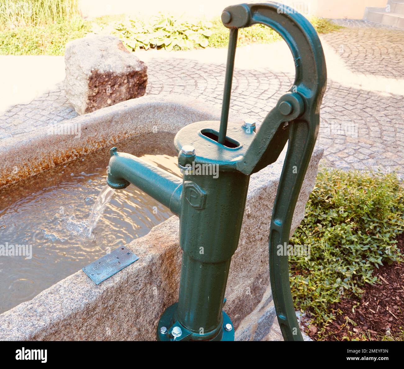lyrlody Handwasserpumpe, Wasserpumpe Handpumpe aus Gusseisen für Garte –