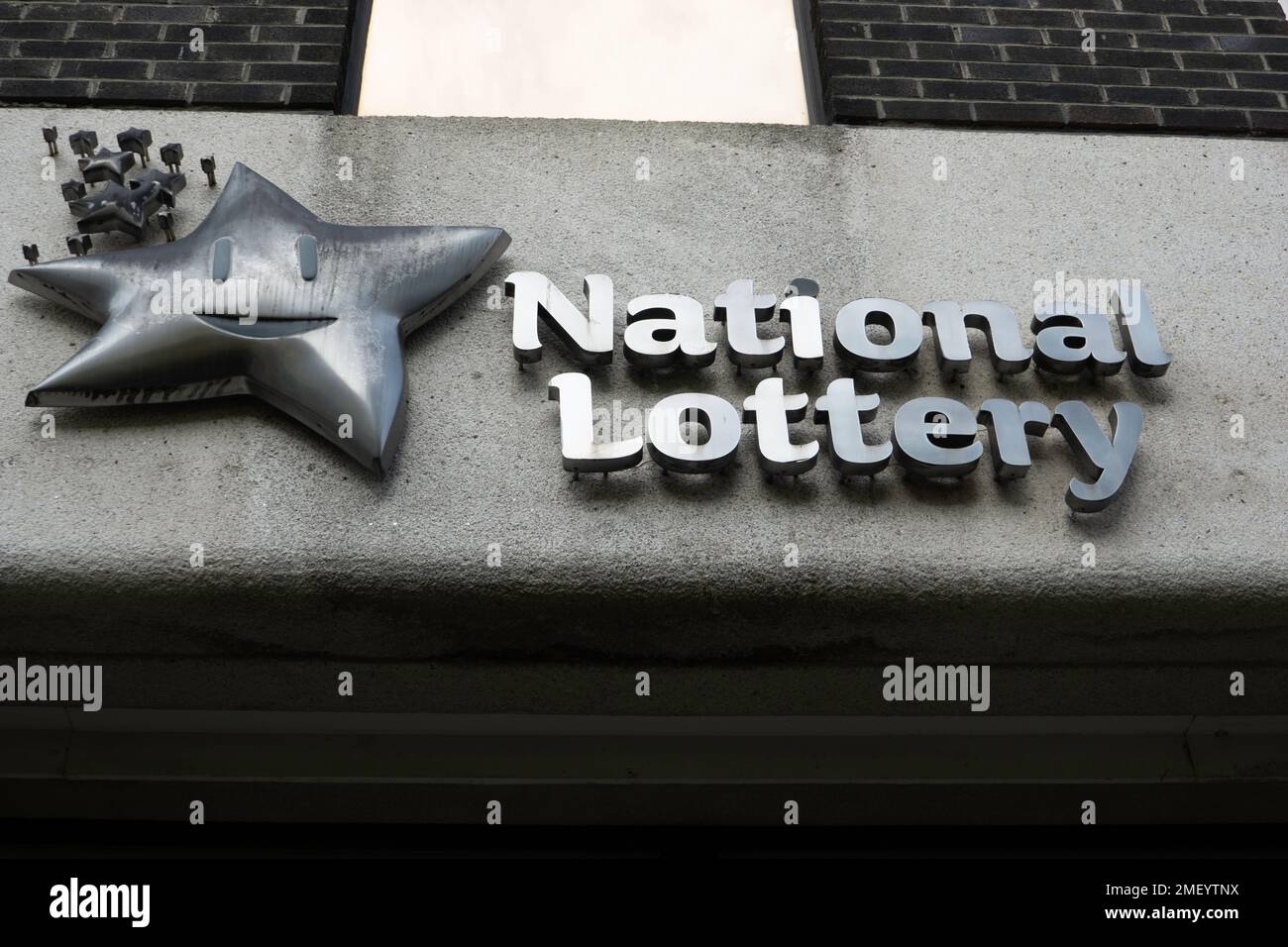 Das National Lottery-Schild in ihrem Büro in Abbey Street, Dublin, Irland. Stockfoto