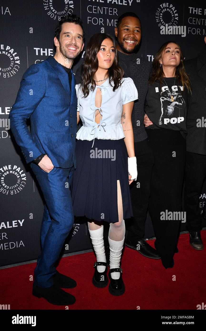 New York, USA. 24. Januar 2023. (L-R) Michael Urie, Lukita Maxwell, Luke Tennie und Christa Millernehmen am 24. Januar 2023 im Paley Center for Media in New York, New York, an der Vorführung von Apple Original's „Shrinking“ Teil. (Foto: Anthony Behar/Sipa USA) Guthaben: SIPA USA/Alamy Live News Stockfoto