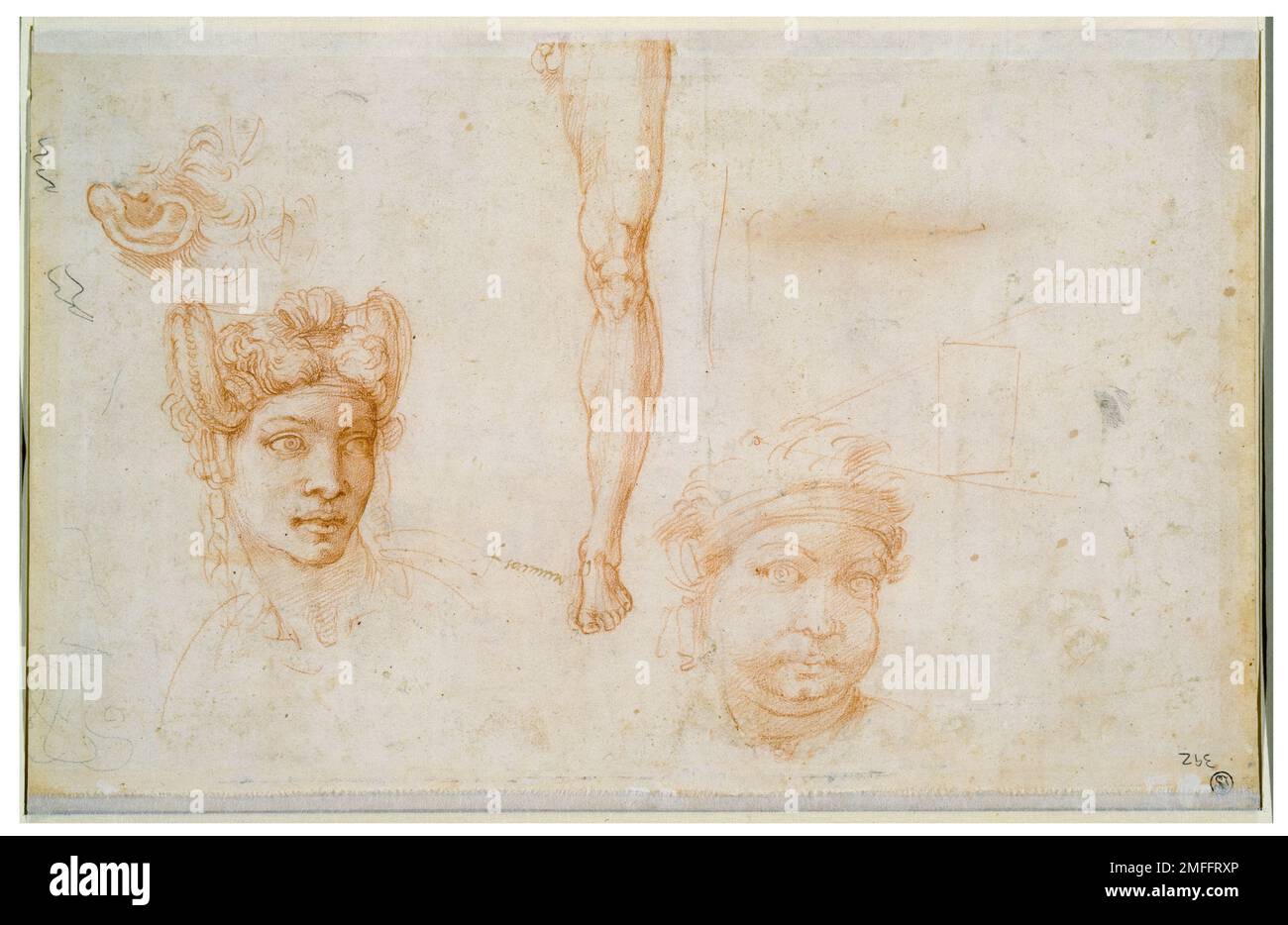 Michelangelo Buonarroti und Workshop, Ohr und zwei Augen, Frauenkopf mit geflochtenem Haar, Beinstudie, Kopf mit Verband, rote Kreide auf geripptem Papier gemalt, ca. 1525 Stockfoto