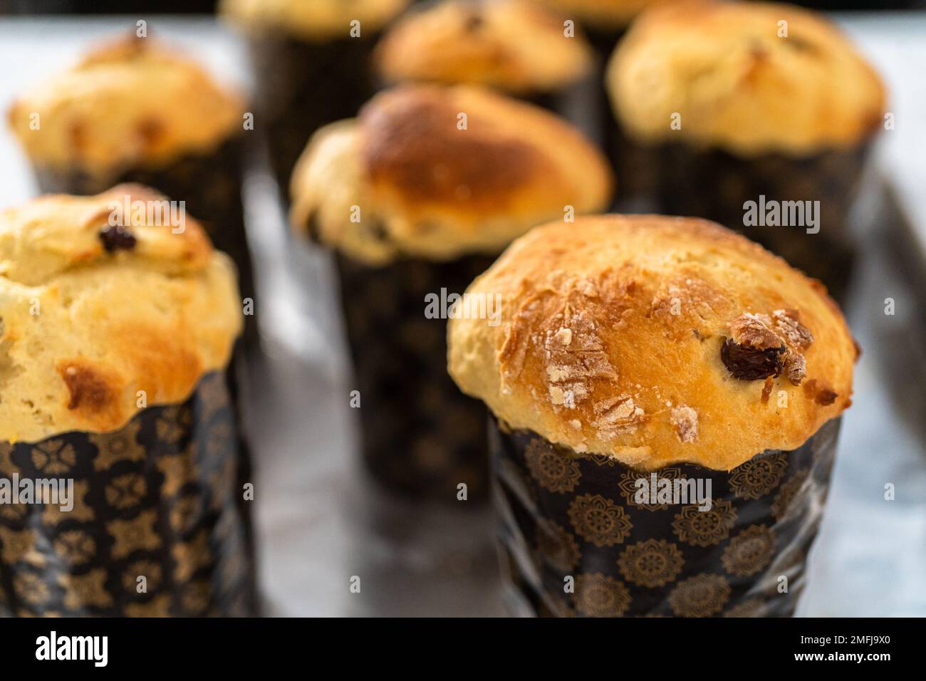 Mini-Osterbrot Kulich Stockfoto