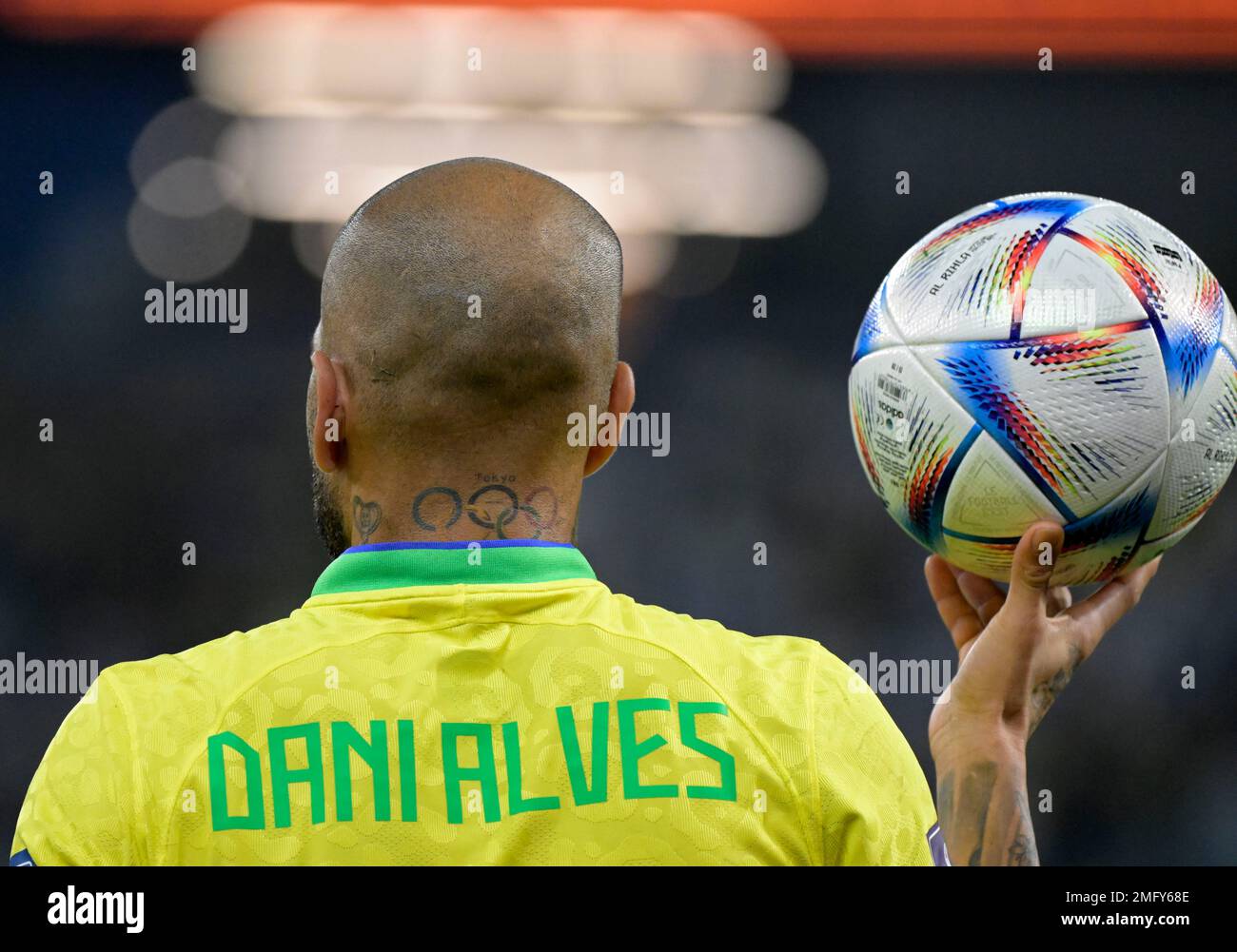 Daniel Alves Fußballspieler, mit dem Trikot der brasilianischen Nationalmannschaft, im Fußball der Weltmeisterschaft Stockfoto