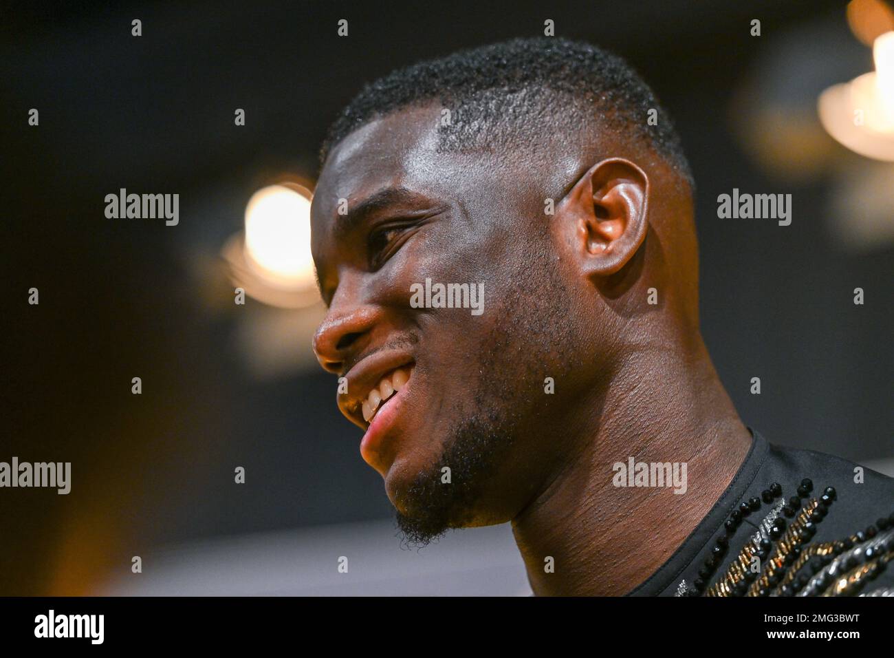 Antwerpen, Belgien. 25. Januar 2023. Paul Onuachu wurde während der 69. Herrenausgabe der Zeremonie des Goldens Shoe Award und der 7. Frauenausgabe abgebildet. Der Goldene Schuh, Gouden Schoen, Soulier Dor ist eine Auszeichnung für den besten Fußballspieler der belgischen Jupiler Pro League Meisterschaft im Jahr 2022. Der Frauenpreis ist für die beste belgische Spielerin von 2022. Am Mittwoch, den 25. Januar 2023 in Antwerpen, BELGIEN FOTO SPORTPIX | Kredit: David Catry/Alamy Live News Stockfoto