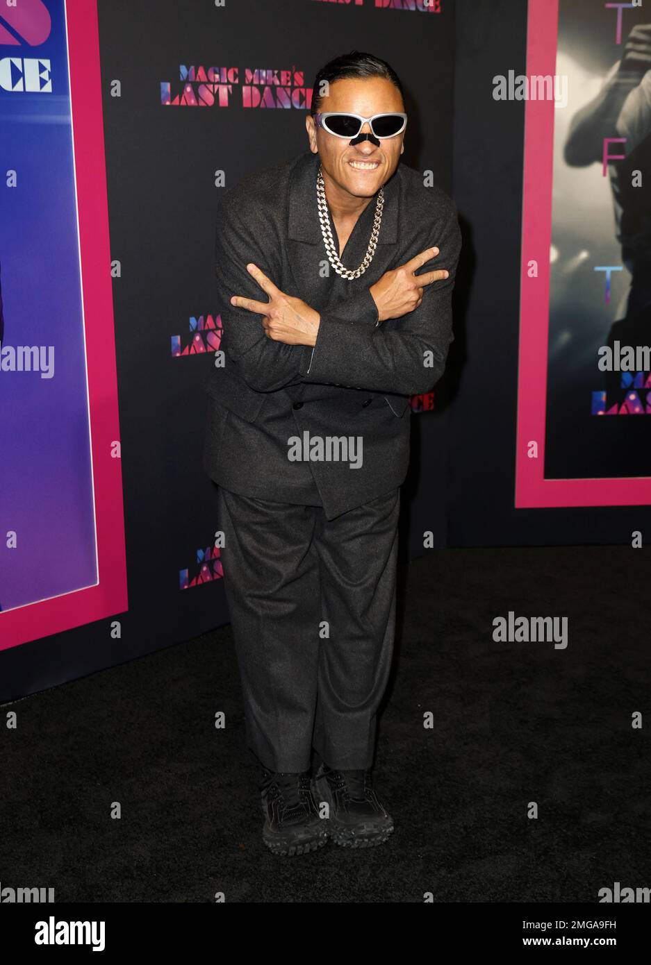 Miami, Vereinigte Staaten Von Amerika. 25. Januar 2023. MIAMI BEACH, Florida - 25. JANUAR: Elvis Crespo nimmt am 25. Januar 2023 an der Weltpremiere „Magic Mike's Last Dance“ in Miami Beach, Florida Teil. (Foto: Alberto E. Tamargo/Sipa USA) Guthaben: SIPA USA/Alamy Live News Stockfoto Miami, Vereinigte Staaten Von Amerika. 25. Januar 2023. MIAMI BEACH, Florida - 25. JANUAR: Elvis Crespo nimmt am 25. Januar 2023 an der Weltpremiere „Magic Mike's Last Dance“ in Miami Beach, Florida Teil. (Foto: Alberto E. Tamargo/Sipa USA) Guthaben: SIPA USA/Alamy Live News Stockfoto