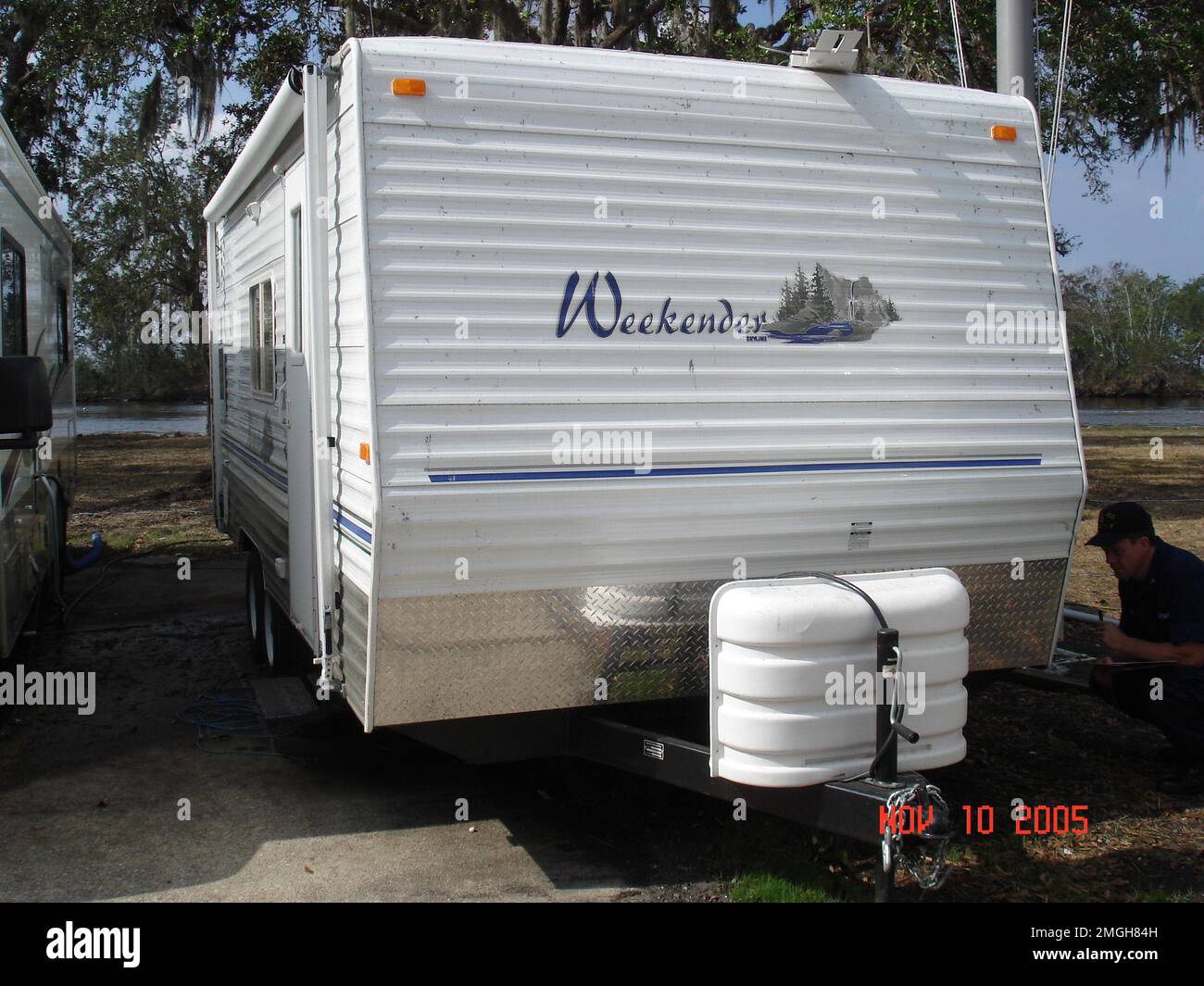 Instandhaltung und Logistik Kommandos Atlantic - Property Inventory Team - Hilfsmittel für das Navigationsteam Dulac - 26-HK-178-15. Hurrikan Katrina Stockfoto