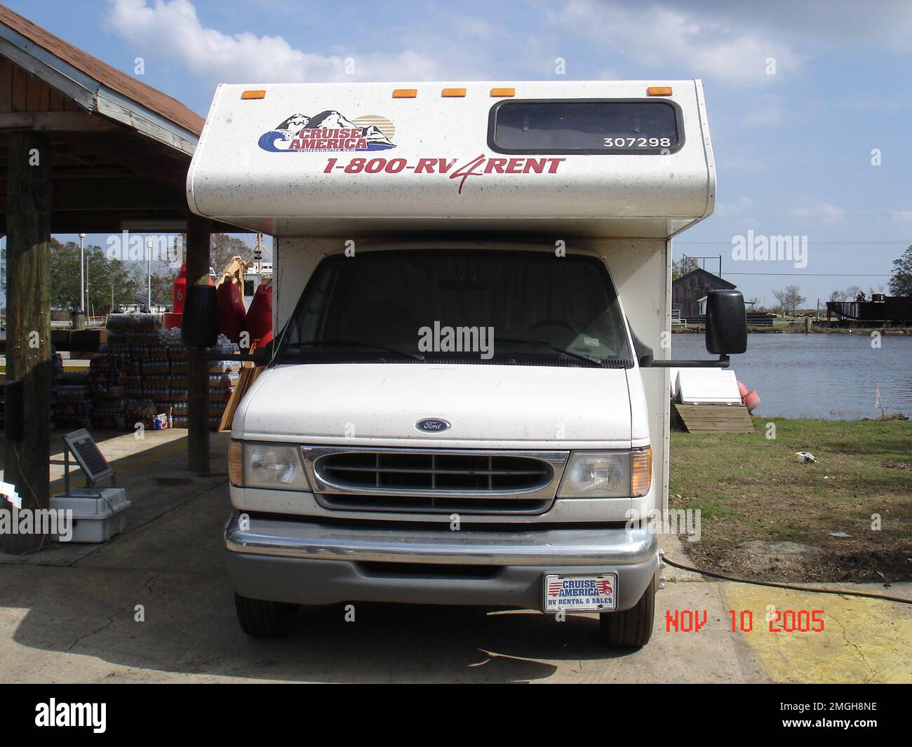 Instandhaltung und Logistik Kommandos Atlantic - Property Inventory Team - Hilfsmittel für das Navigationsteam Dulac - 26-HK-178-20. Hurrikan Katrina Stockfoto