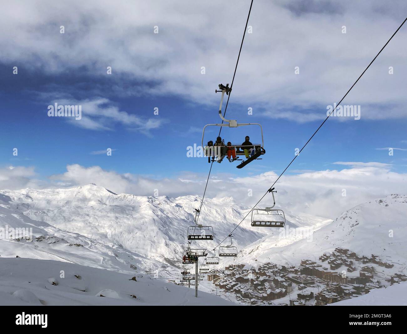 Seilbahn vom Skigebiet Val Thorens Stockfoto