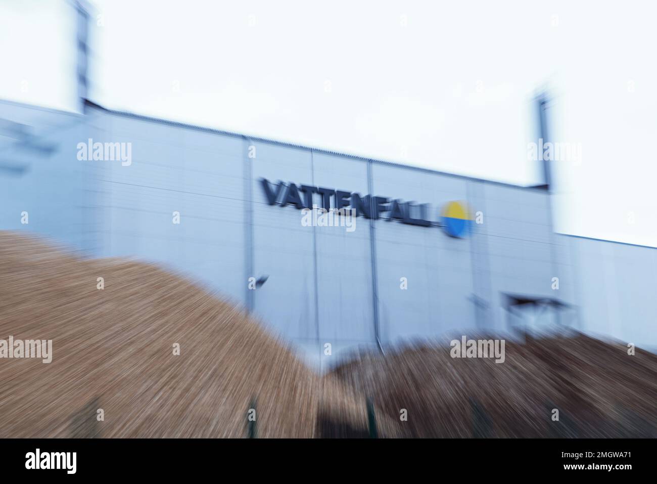 KWK-Anlage von Vattenfall in Motala, Schweden. Hier wurde während einer langen Belichtungszeit fotografiert. Stockfoto