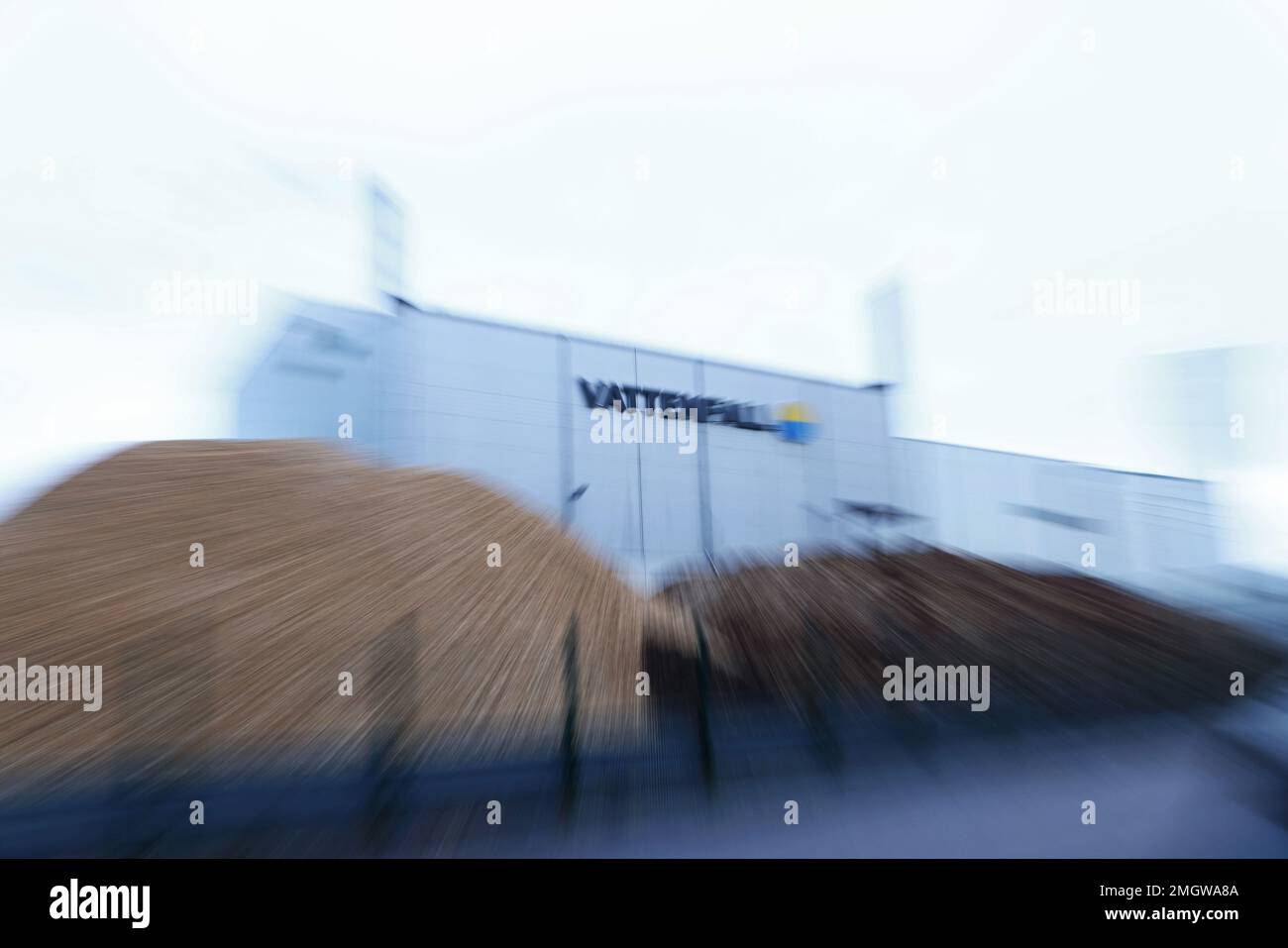 KWK-Anlage von Vattenfall in Motala, Schweden. Hier wurde während einer langen Belichtungszeit fotografiert. Stockfoto