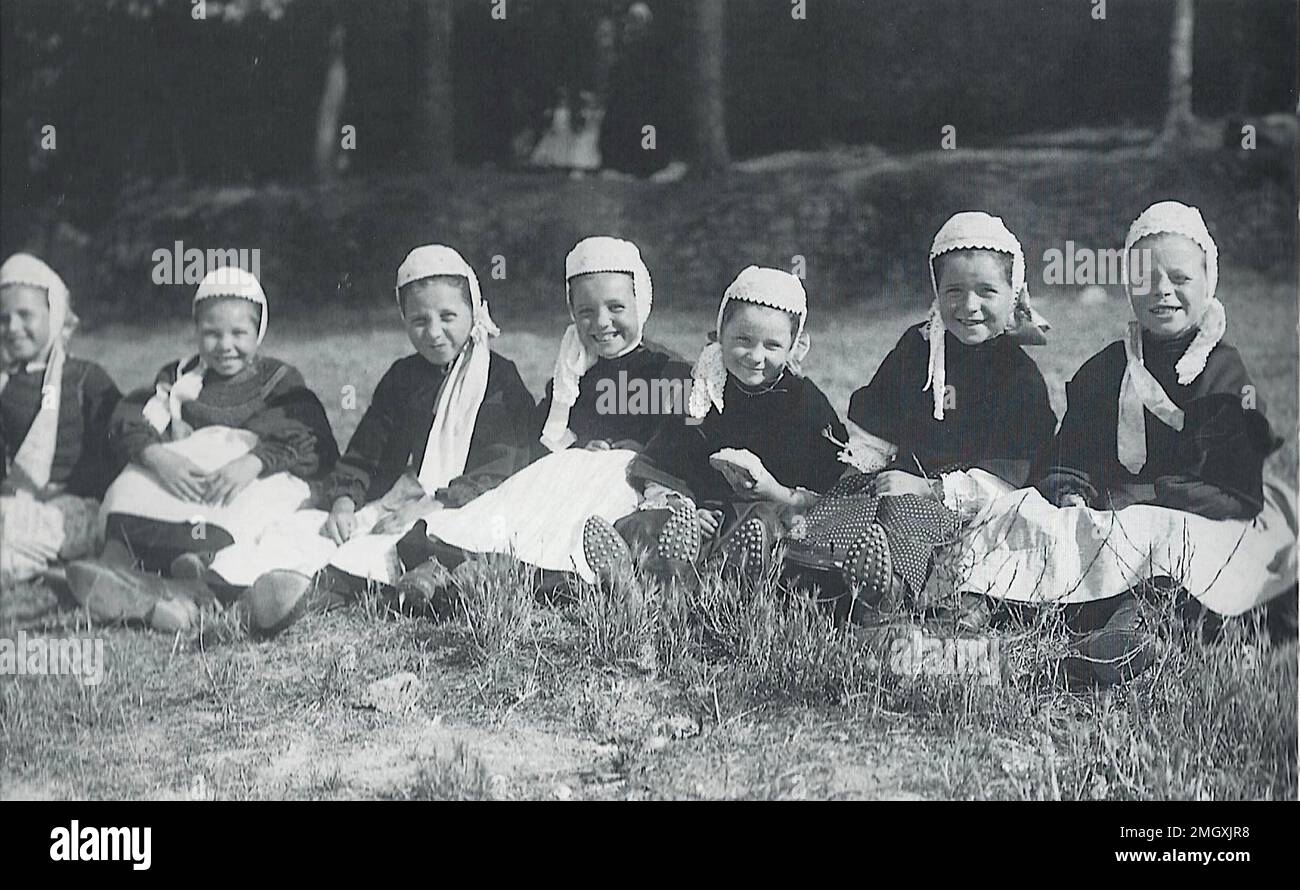 Constant Puyo - Mädchen aus Pont-l'Abbé - 1900 Stockfoto