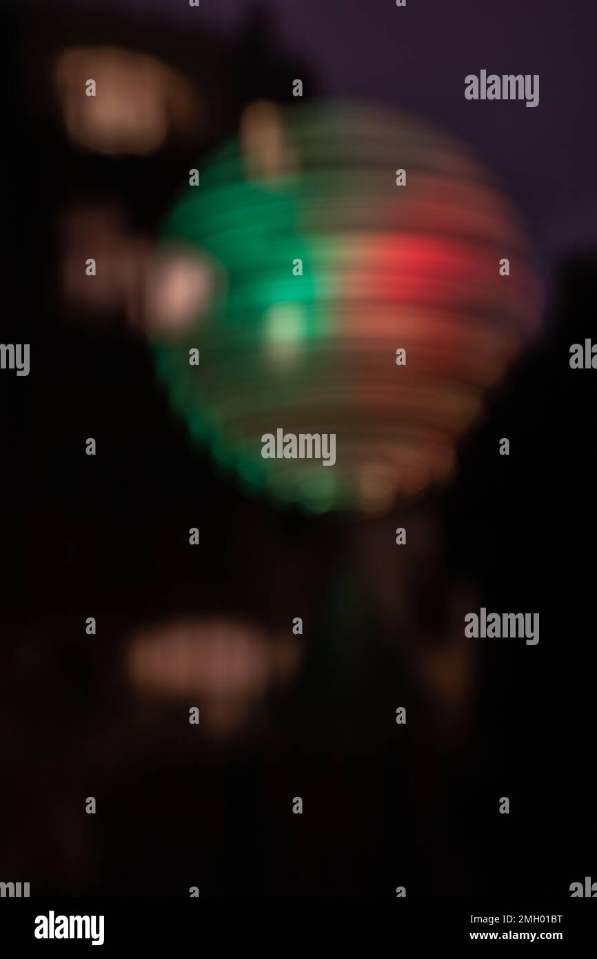 Foto von verschwommenem elektrischem Licht bei Nacht Stockfoto