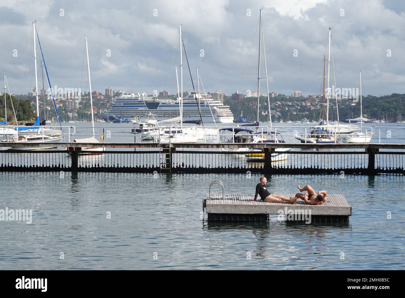 Murray Rose Pool, ehemals Redlreaf Pool, ein öffentlicher Swimmingpool am Ufer des Hafens von Sydney, Sydney NSW, Australien Stockfoto