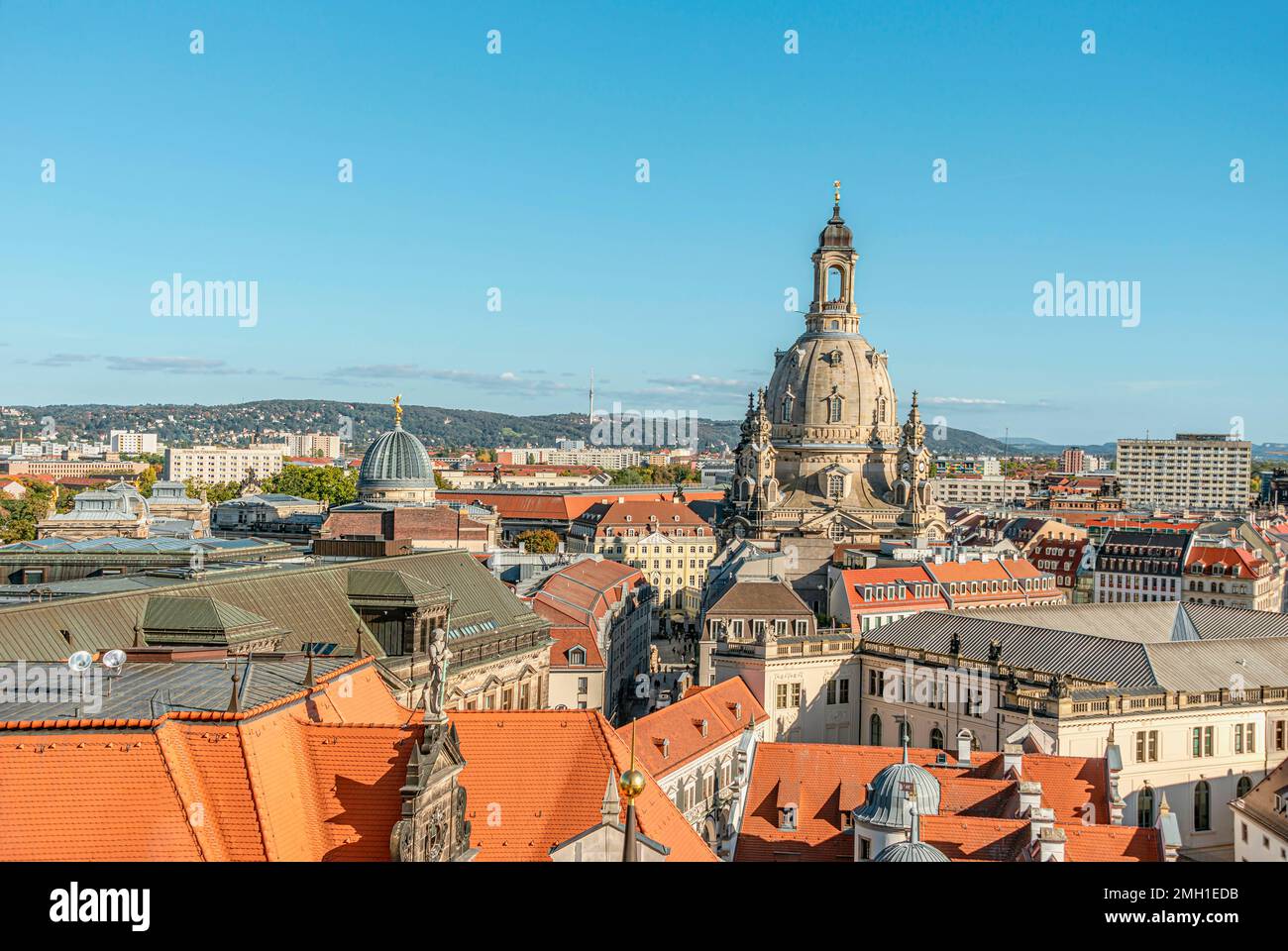 Blick von der Dachterrasse auf die Dresdner Altstadt, Sachsen, Deutschland, von der Aussichtsplattform des Dresdner Schlosses. Stockfoto