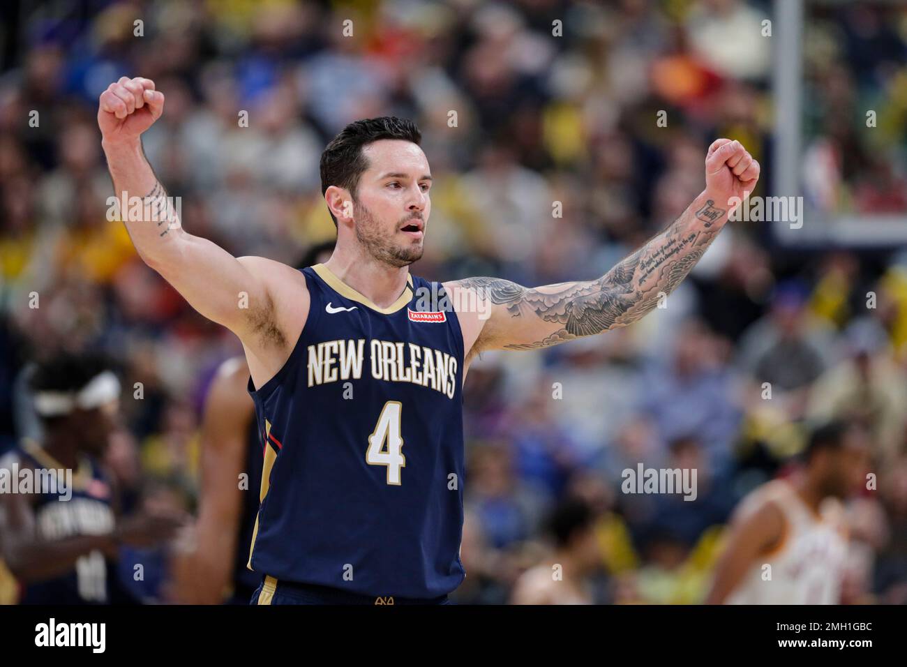 New Orleans Pelicans guard JJ Redick (4) celebrates late in the second half of an NBA basketball game against the Indiana Pacers in Indianapolis, Saturday, Feb. 8, 2020. The Pelicans defeated the Pacers 124-117. (AP Photo/Michael Conroy) Stockfoto