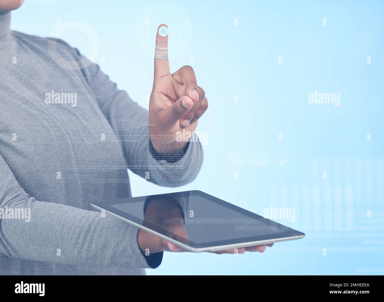 Tablet, digitale Transformation und Technologie mit den Händen einer schwarzen Frau für erweiterte Realität, Benutzeroberfläche und ux. Innovation, Zukunft und 3D mit Stockfoto