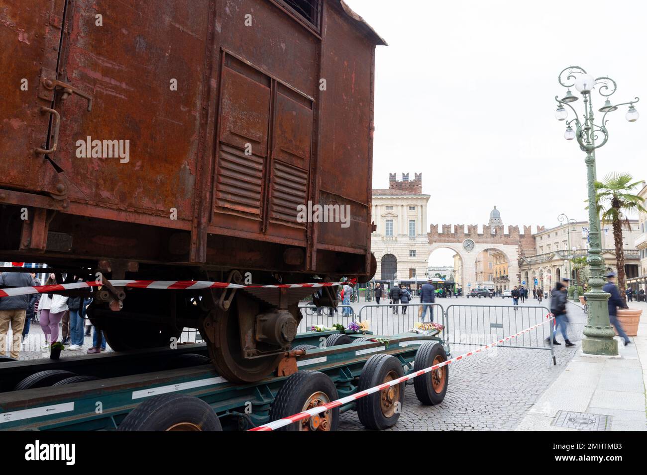 Der Internationale Tag zum Gedenken an die Opfer des Holocaust auf der Piazza Bra in Verona Stockfoto