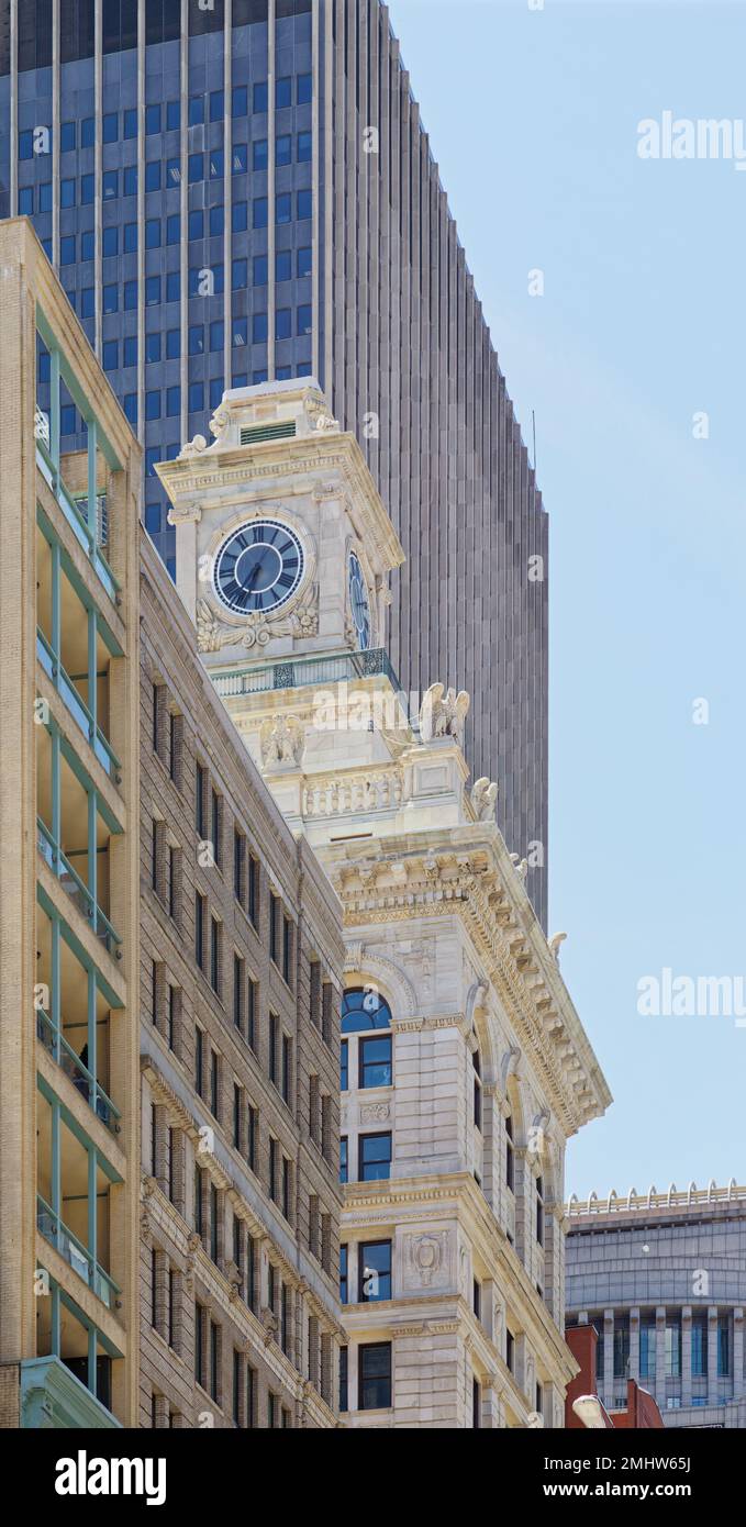 108 Leonard Street, auch bekannt als Clock Tower Building, wurde als New York Life Insurance Company Building erbaut. Das Wahrzeichen von New York City sind jetzt Wohnungen. Stockfoto