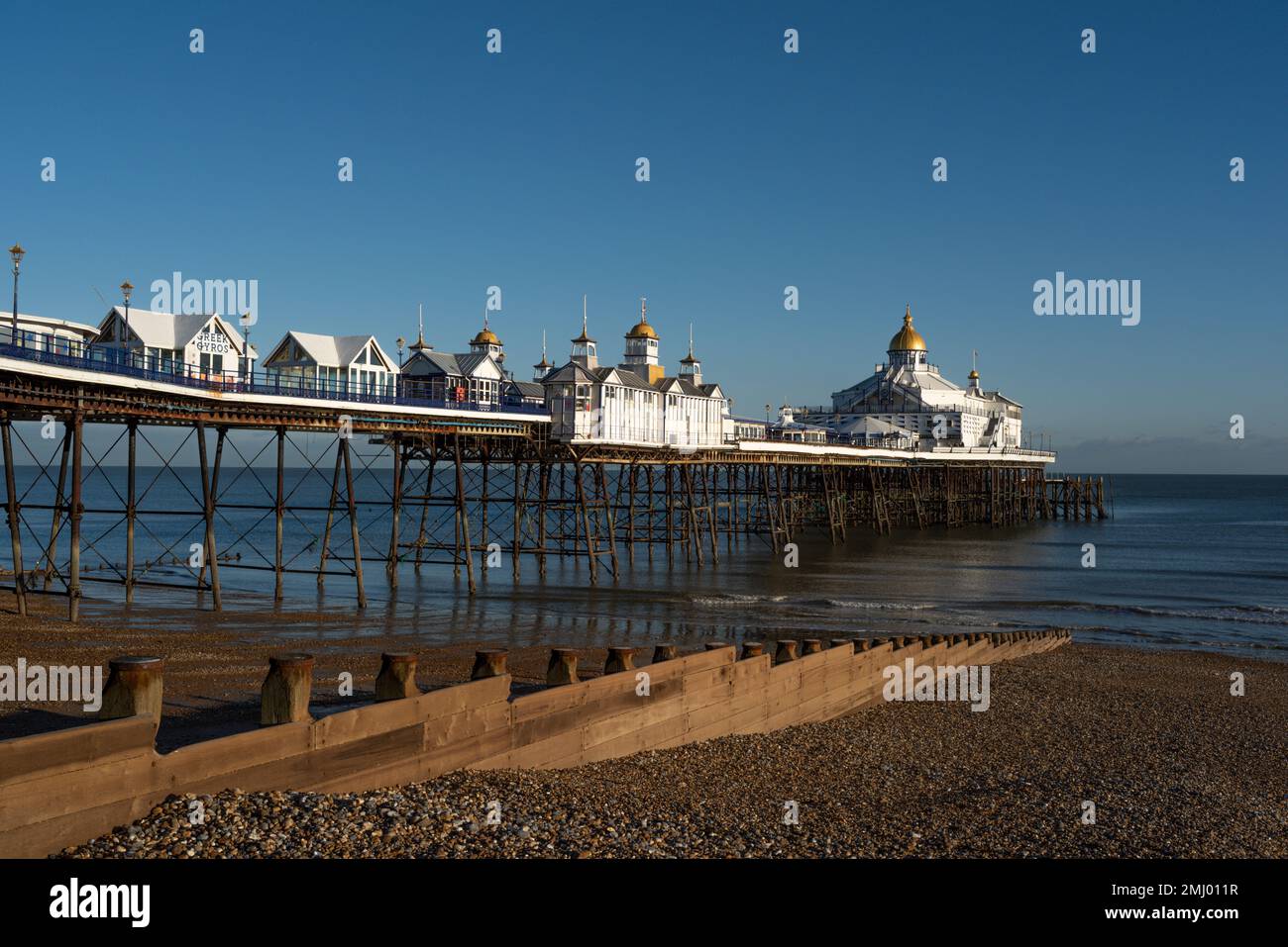 Eastbourne Pier, in der Grafschaft East Sussex, an der Südküste von England, UK. Stockfoto
