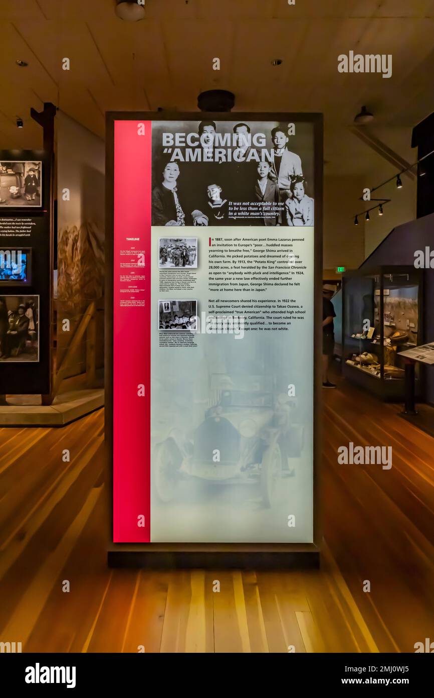 Ausstellung über anti-japanischen Rassismus in der Manzanar National Historic Site, Owens Valley, Kalifornien, USA Stockfoto