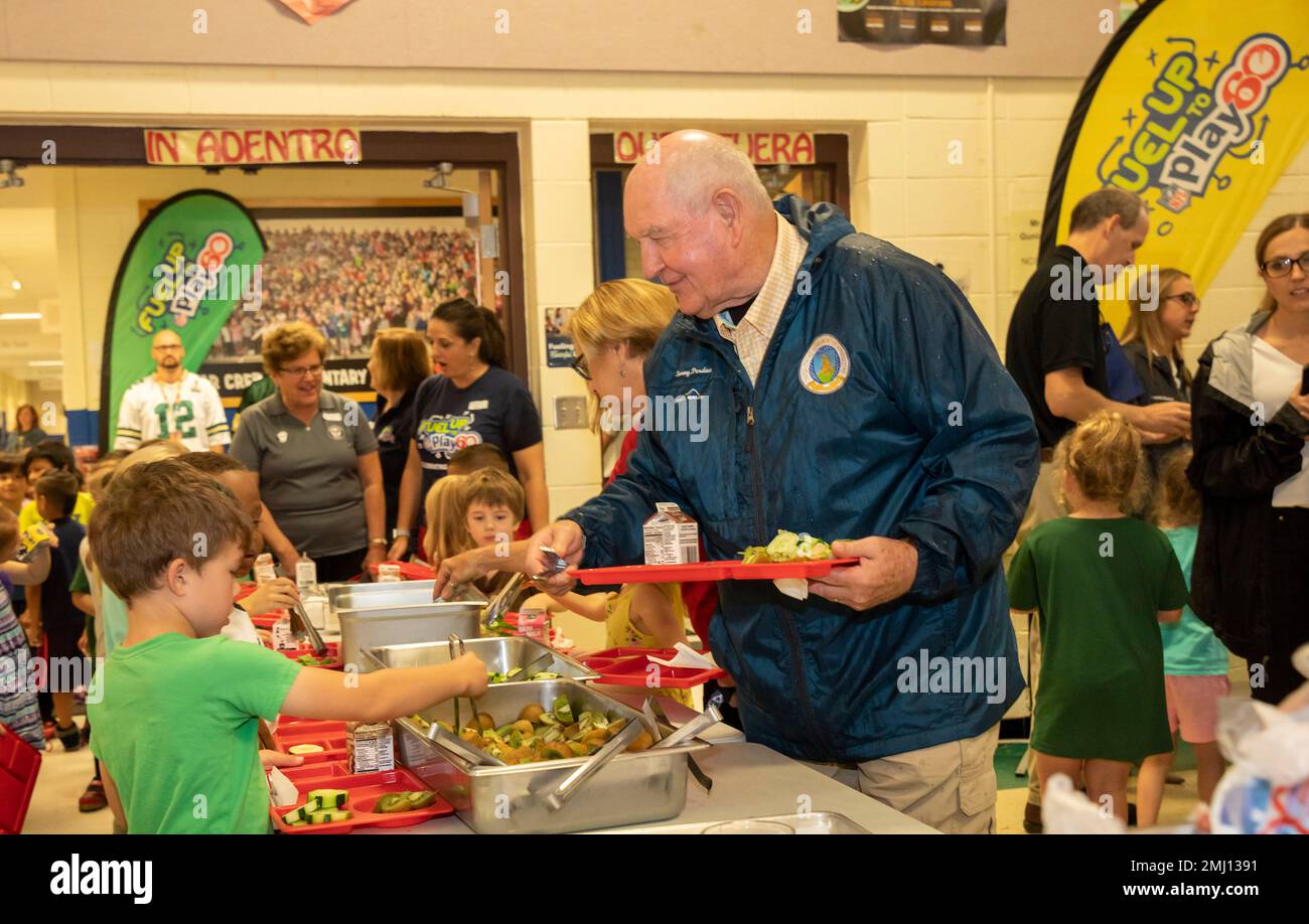 IMAGE DISTRIBUTED FOR DAIRY MANAGEMENT INC. U.S. Secretary of