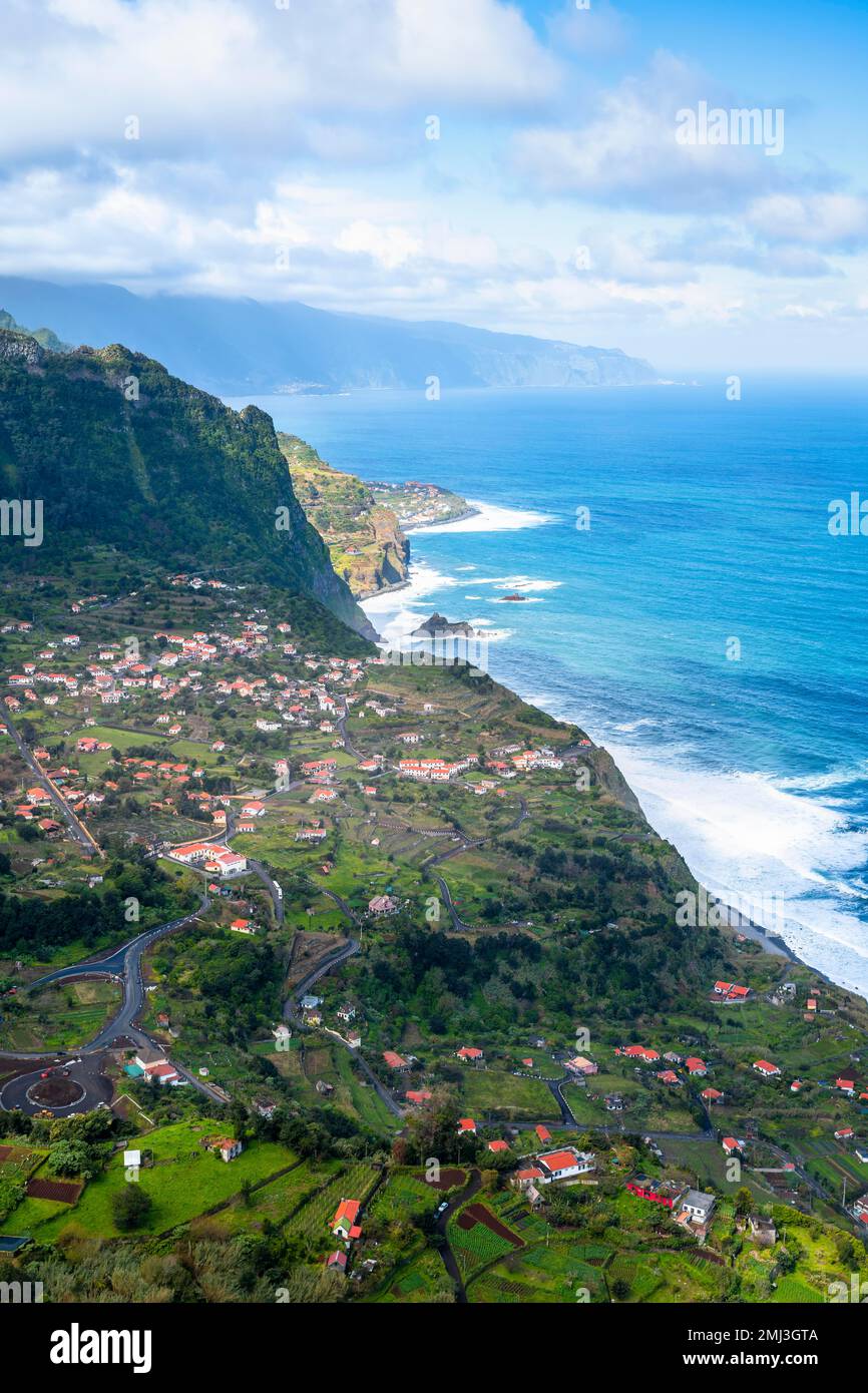 Place Arco de Sao Jorge, Meer, Küstenlandschaft, Miradouro da Beira da Quinta, Madeira, Portugal Stockfoto