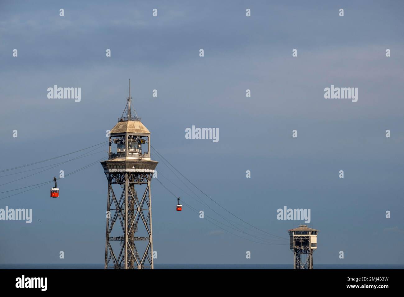 Jaume I-Turm der Seilbahn des Hafens von Barcelona Stockfoto