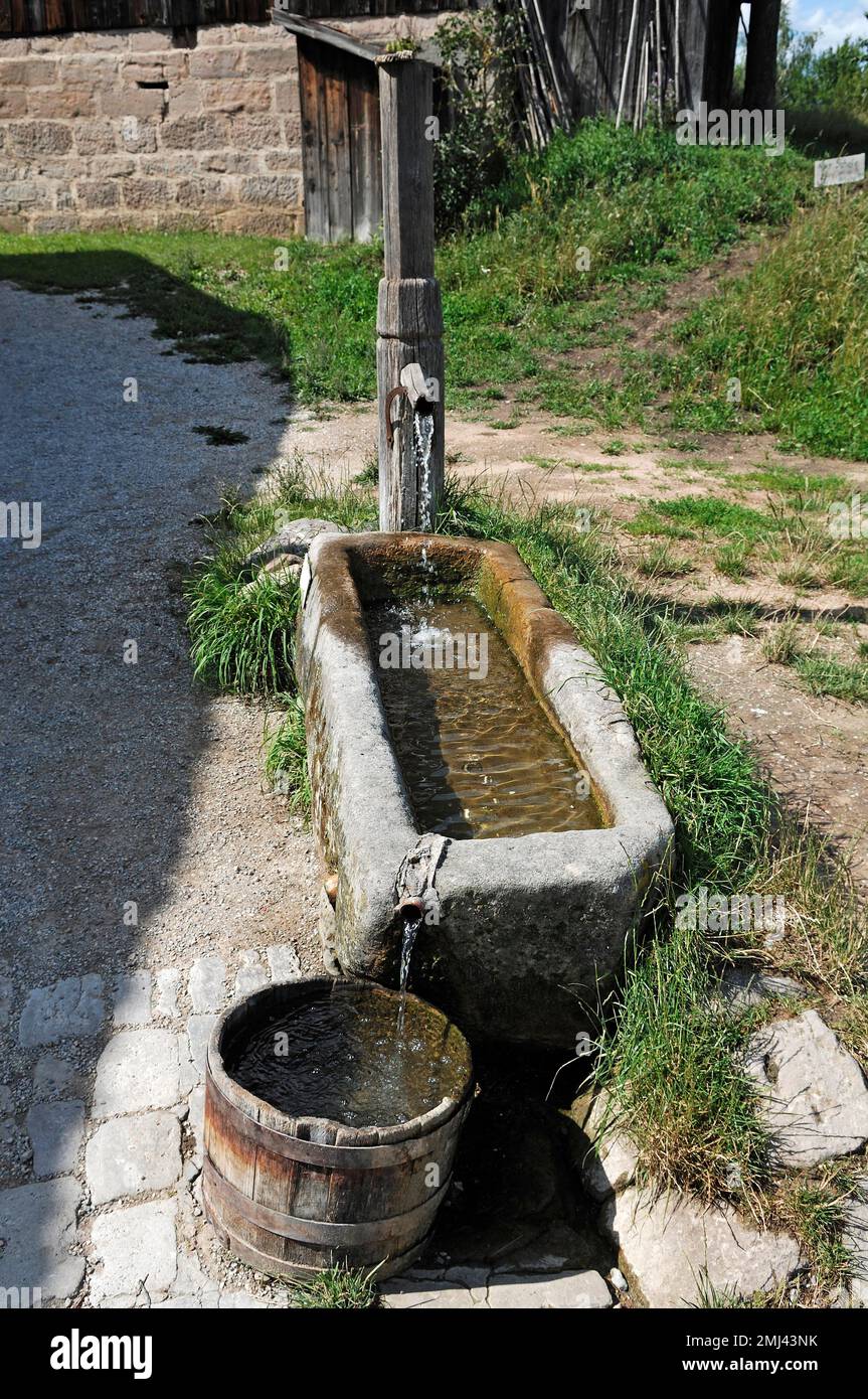 Alter Brunnen, Frankonisches Freiluftmuseum, Bad Windsheim, Mittelfrankreich, Bayern, Deutschland Stockfoto