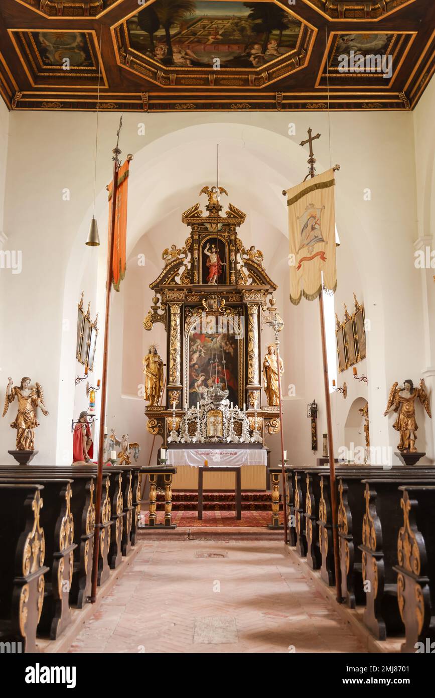 Gstadt am Chiemsee, Deutschland - 11. Oktober 2022: Münster Frauenwörth Kirche am Fraueninsel Chiemsee in Gstadt am Chiemsee Stockfoto