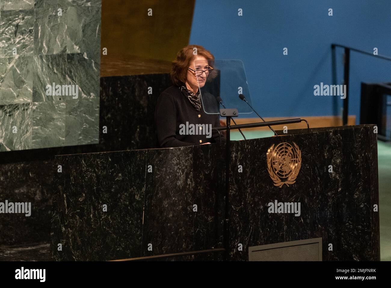 Professor Deborah Dwork spricht am 27. Januar 2023 während der