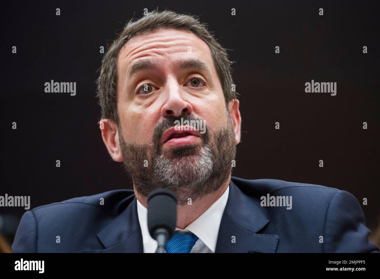 David Pitofsky, general counsel for News Corp., testifies before the House Judiciary Antitrust subcommittee hearing on 'Online Platforms and Market Power', on Capitol Hill in Washington, Tuesday, June 11, 2019. (AP Photo/Cliff Owen) Stockfoto